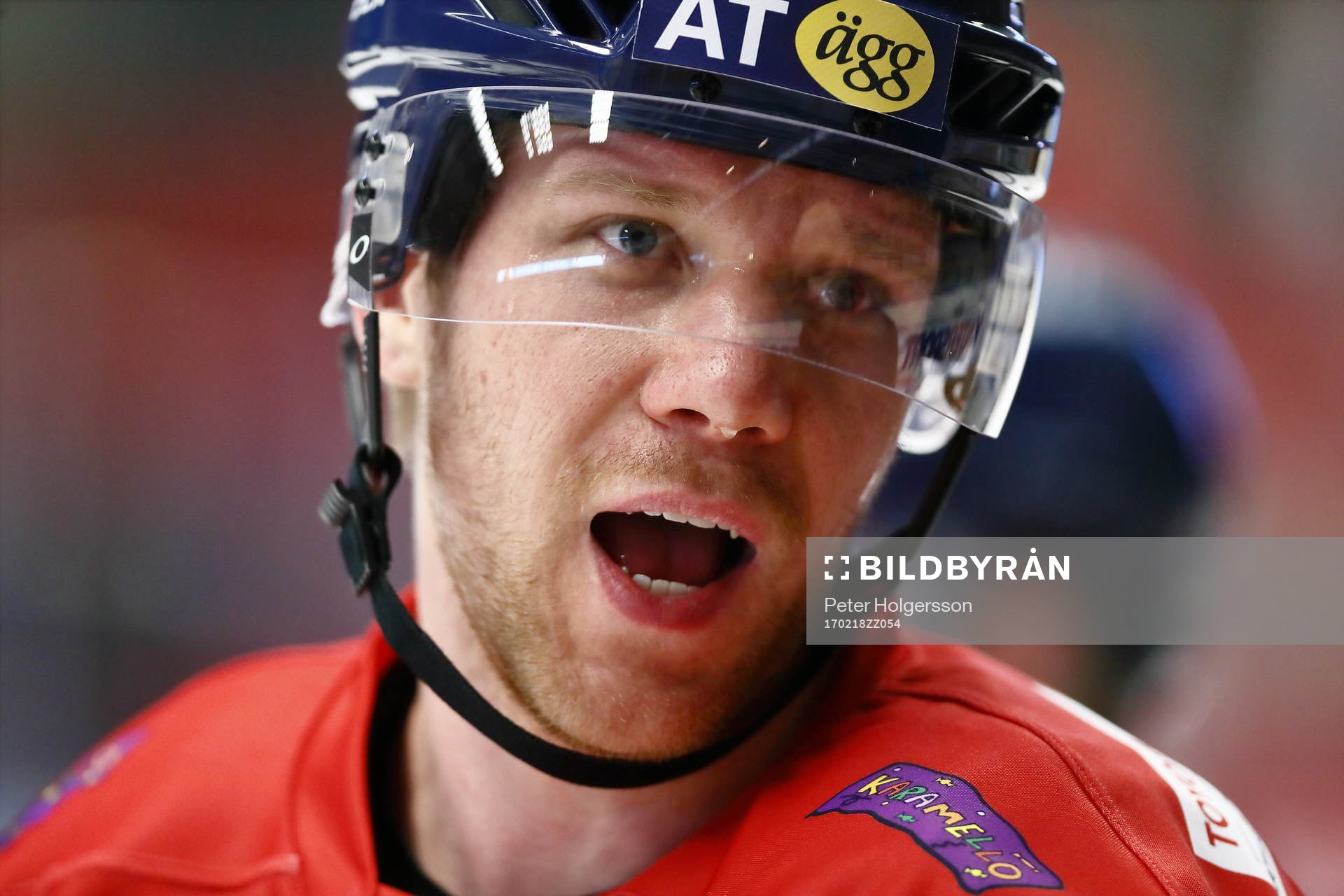 Linköpings Marcell Müller reagerar