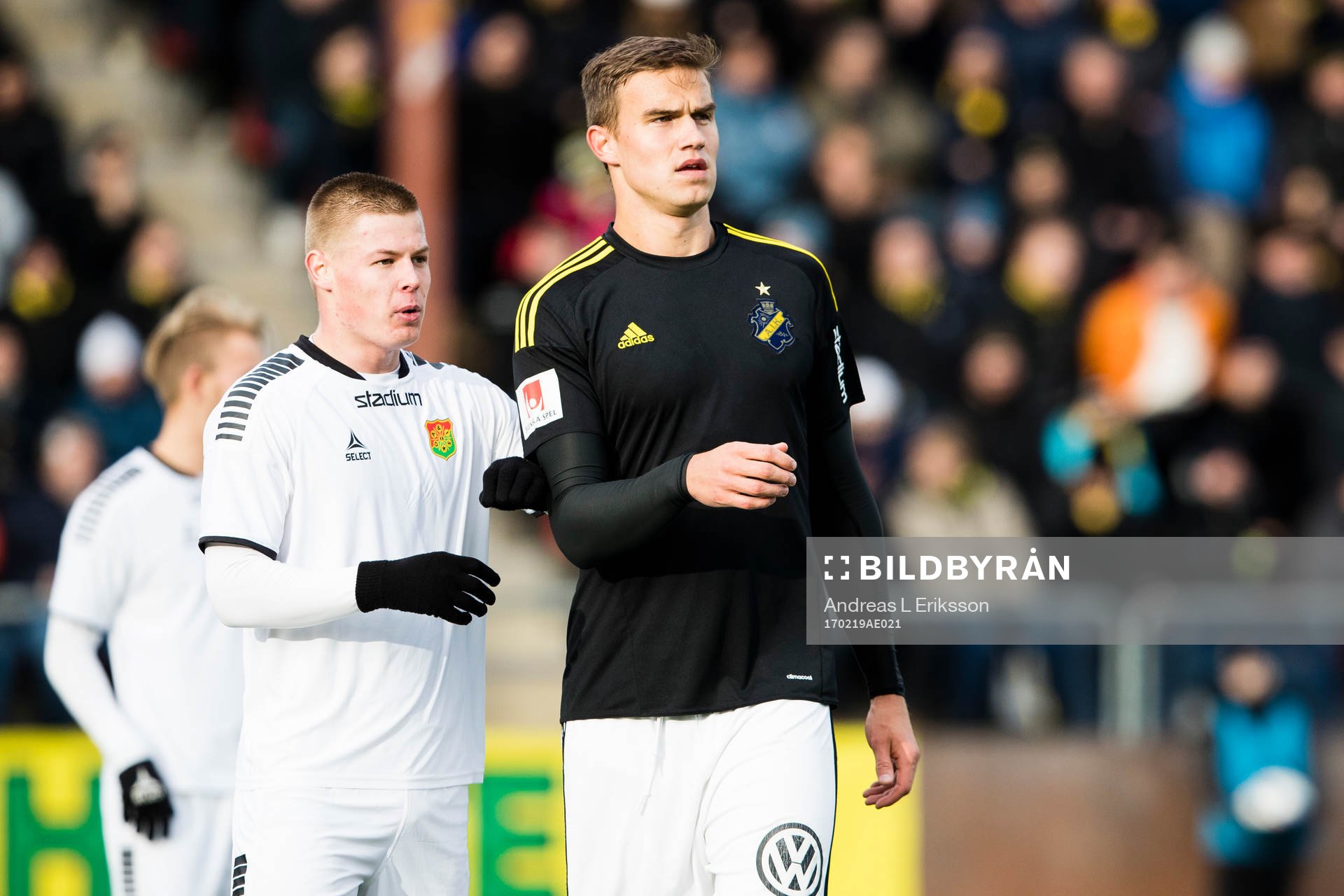 GAIS Aleksander Leksell och AIK:s Eero Markkanen under fotbollsmatchen i Svenska Cupen mellan AIK och GAIS den 19 februari 2017 i Stockholm.