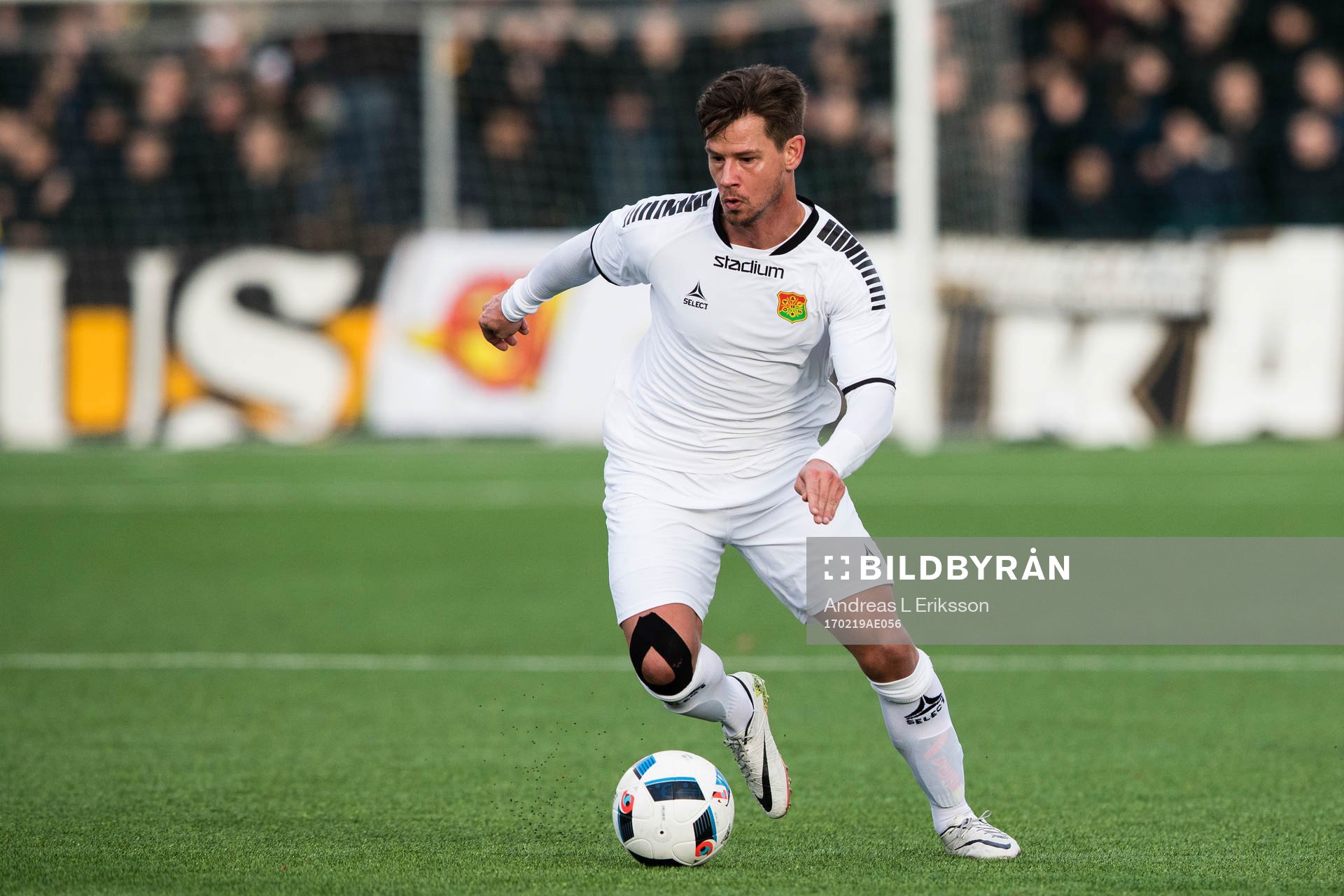 GAIS Dusan Djuric med bollen