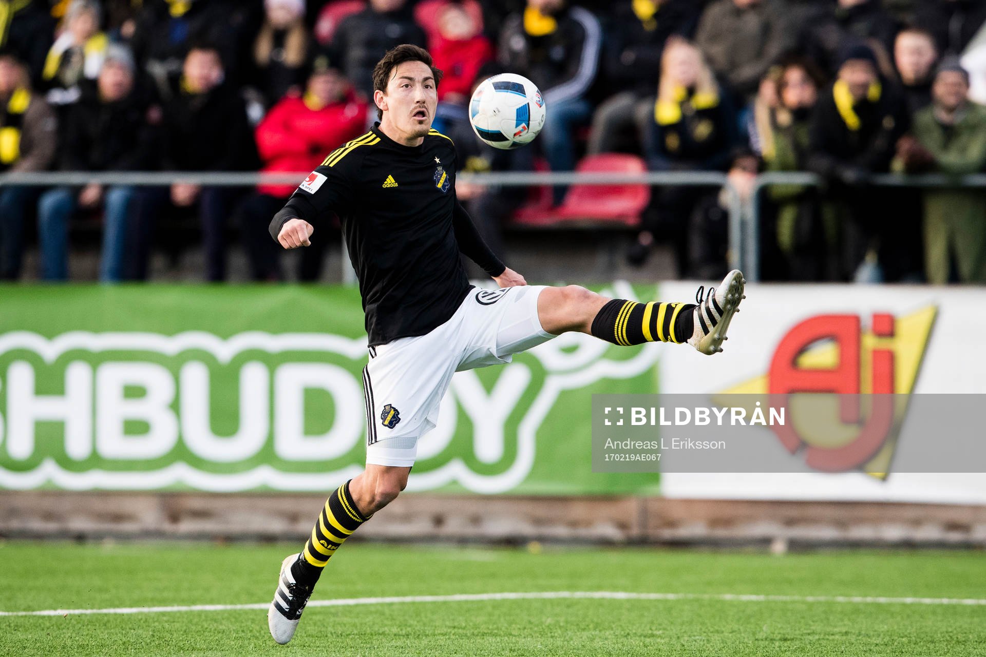 AIK:s Stefan Ishizaki under fotbollsmatchen i Svenska Cupen mellan AIK och GAIS den 19 februari 2017 i Stockholm. 