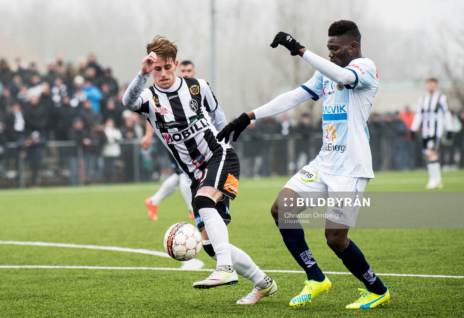 Landskronas Rasmus Alm mot Gefles Kwame Bonsu