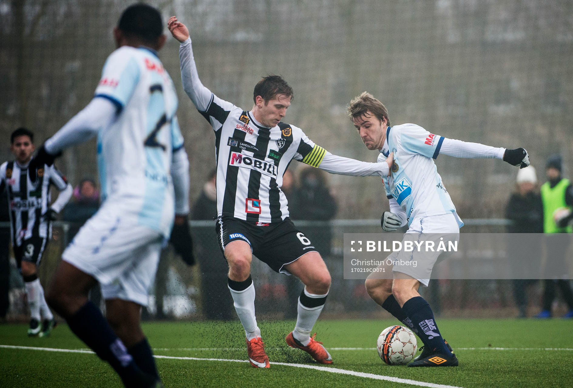 Landskronas Philip Andersson mot Gefles Johan Oremo