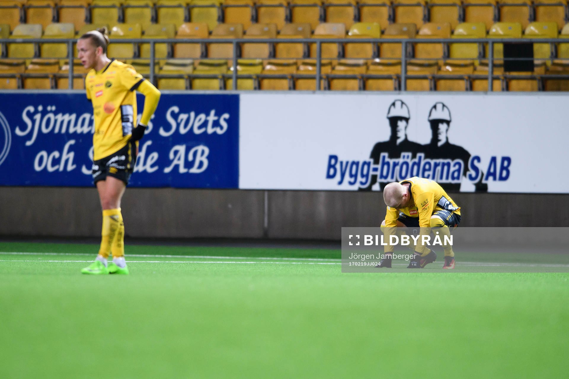 Elfsborgs Simon Lundevall och Jesper Karlsson deppar
