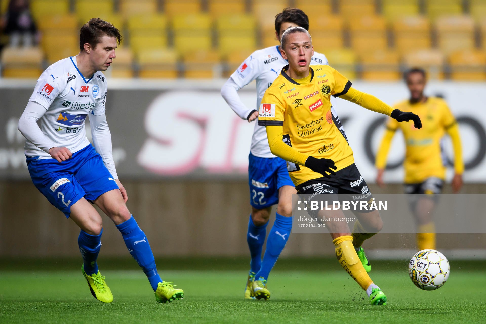 Elfsborgs Jesper Karlsson och Värnamos Fredrik Lundgren