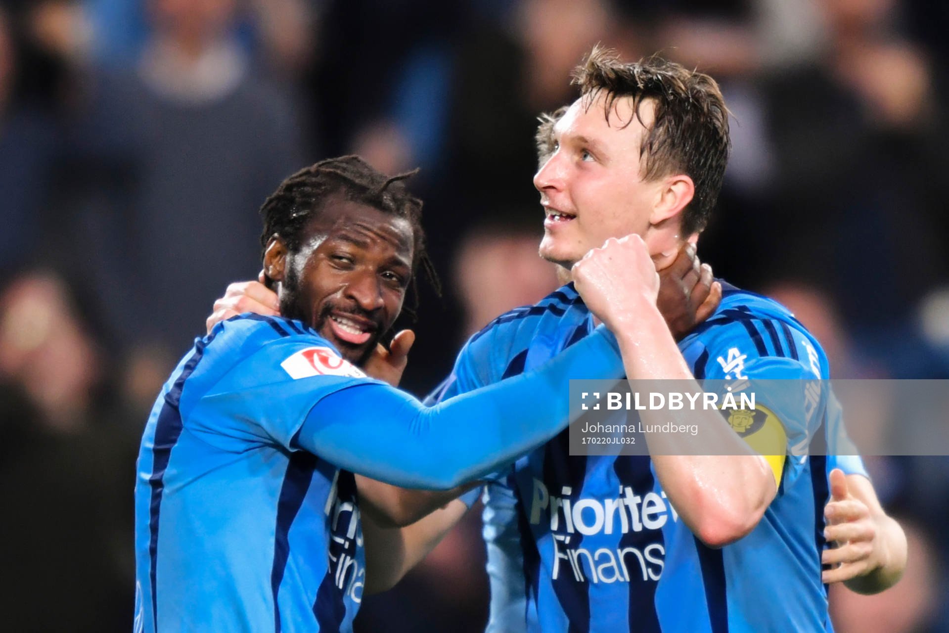 Djurgårdens Amadou Jawo och Kim Källström jublar