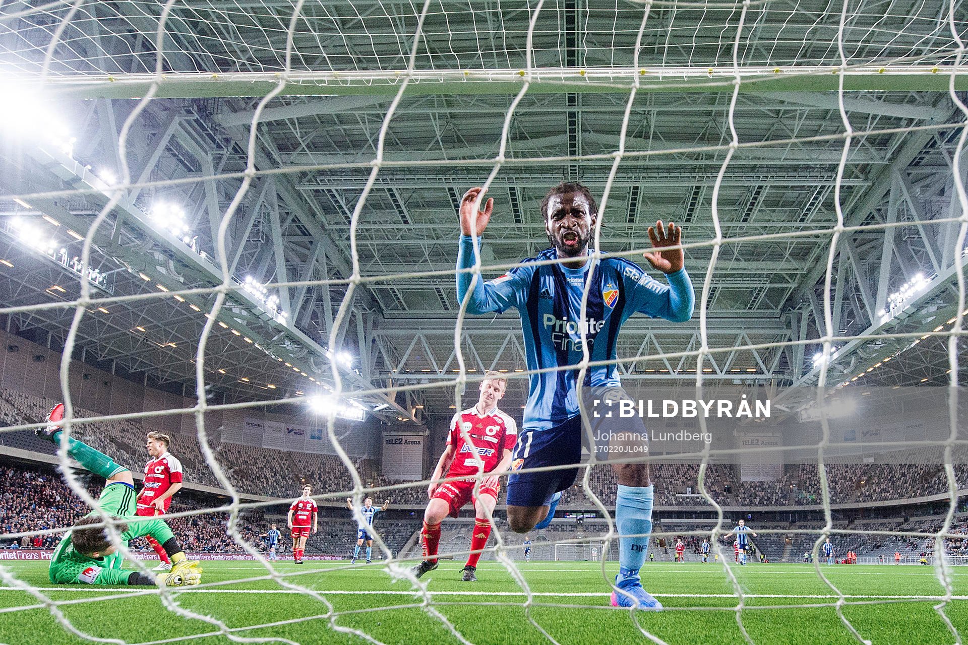 Djurgårdens Amadou Jawo jublar när han gör 1-1