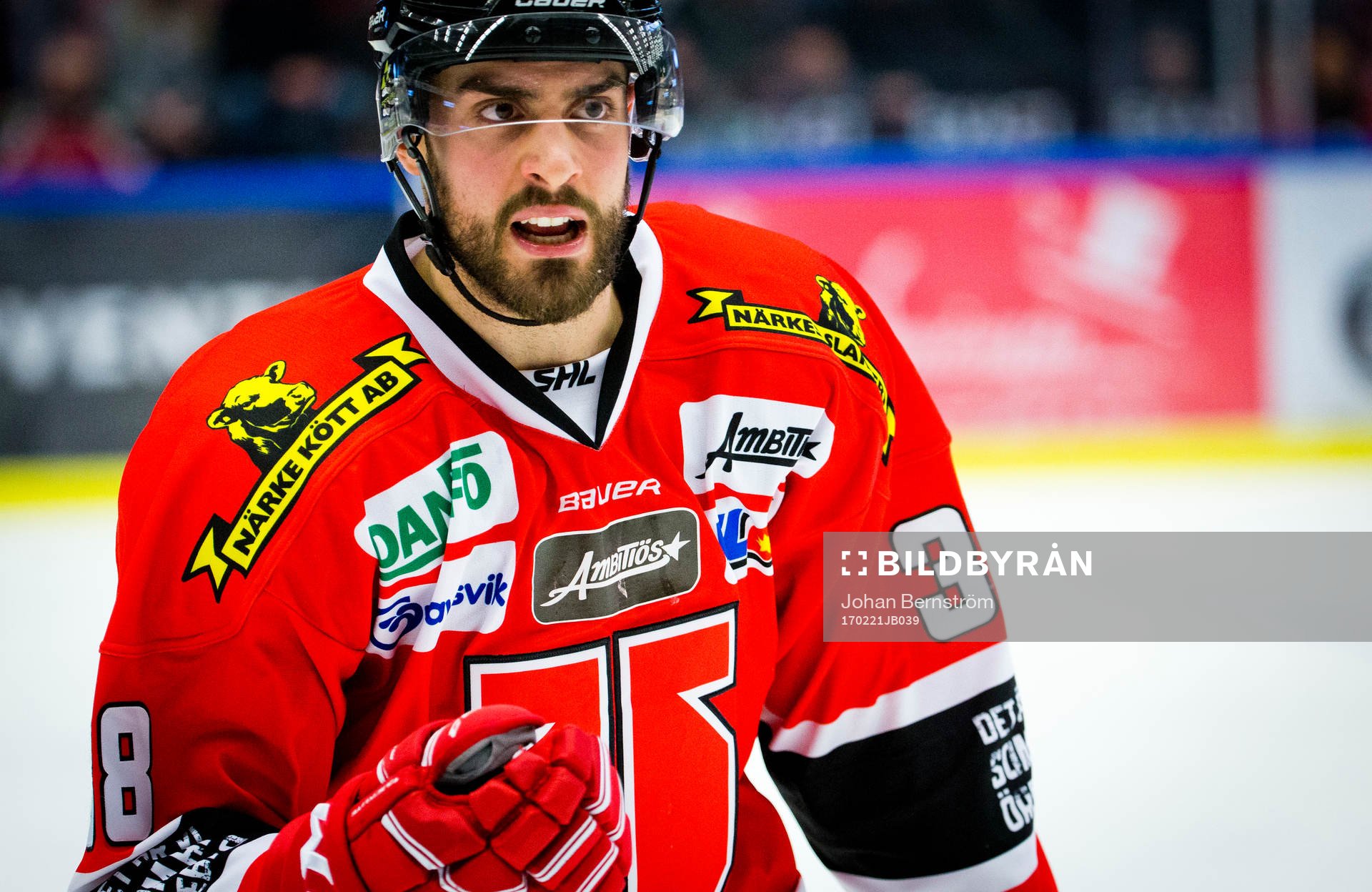 Örebros Lucas Lessio deppar