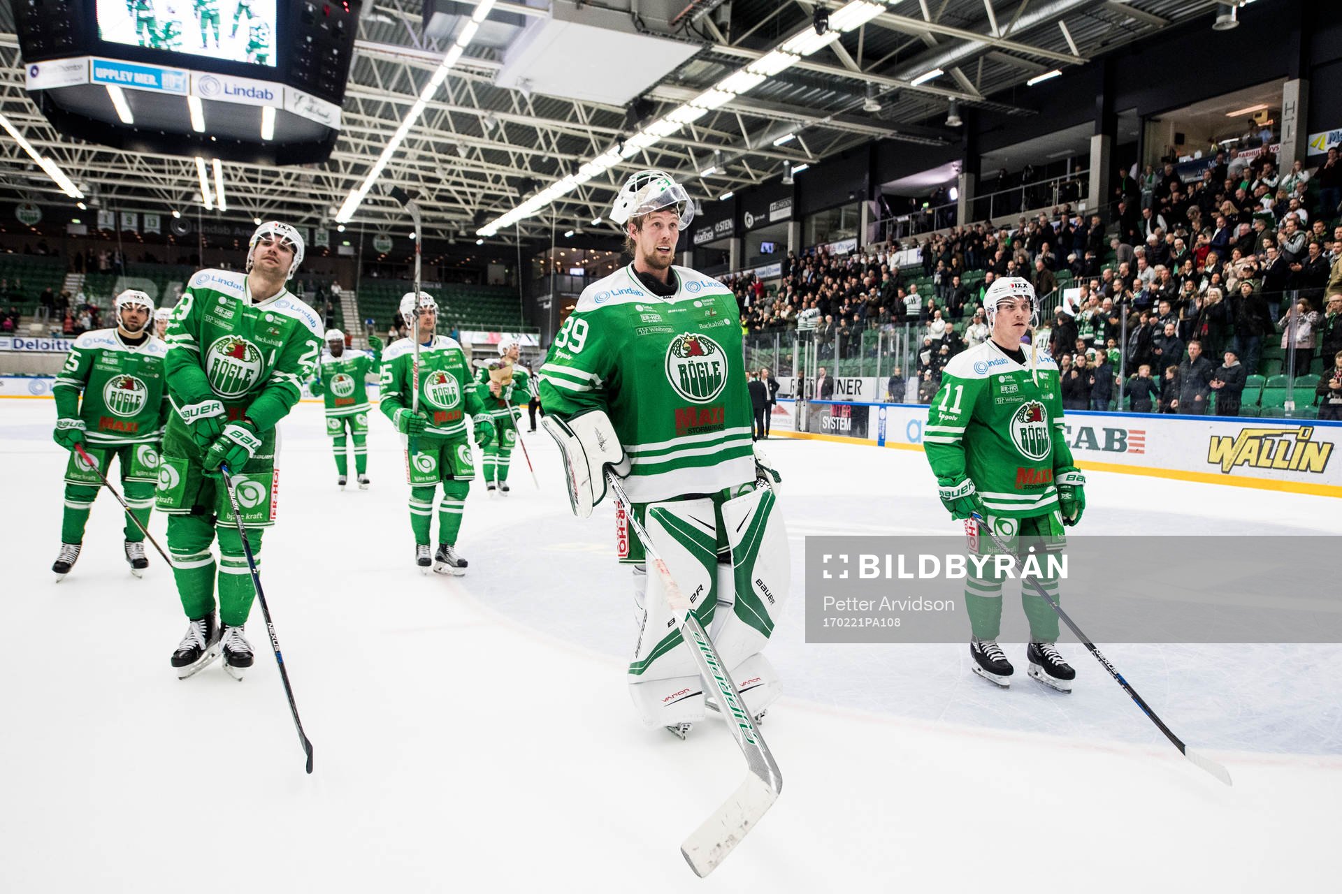 Rögles Ludvig Rensfeldt, målvakt Anders Lindbäck och