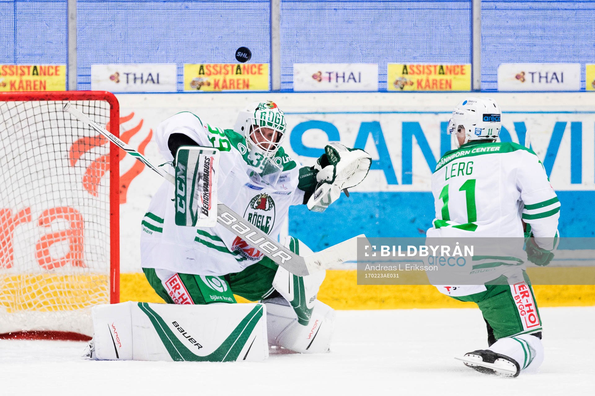 Rögles målvakt Anders Lindbäck och Bryan Lerg