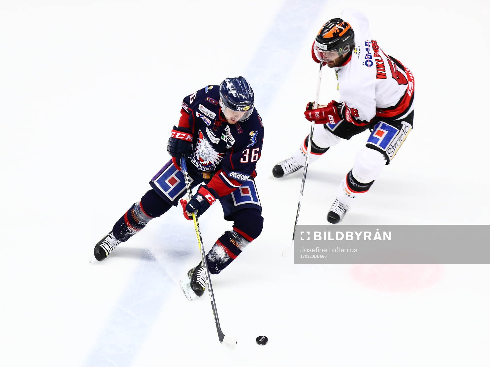 Linköpings Niklas Fogström och Örebrospelare