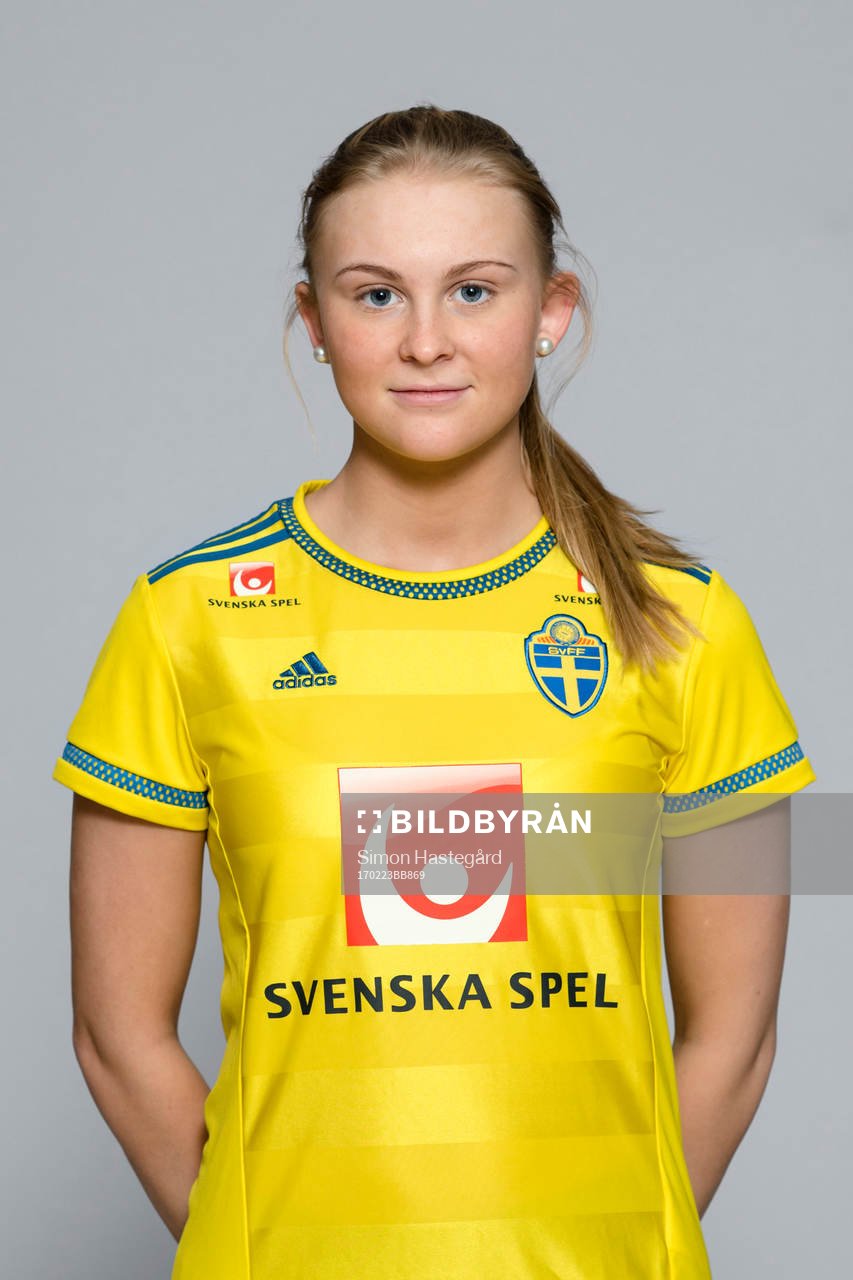 Beatrice Persson i F17/00-landslaget