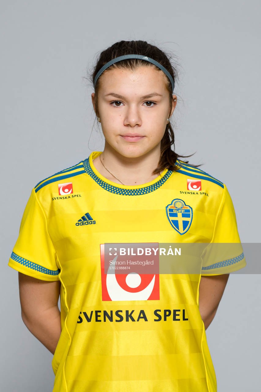 Alexsandra lobanova i F17/00-landslaget