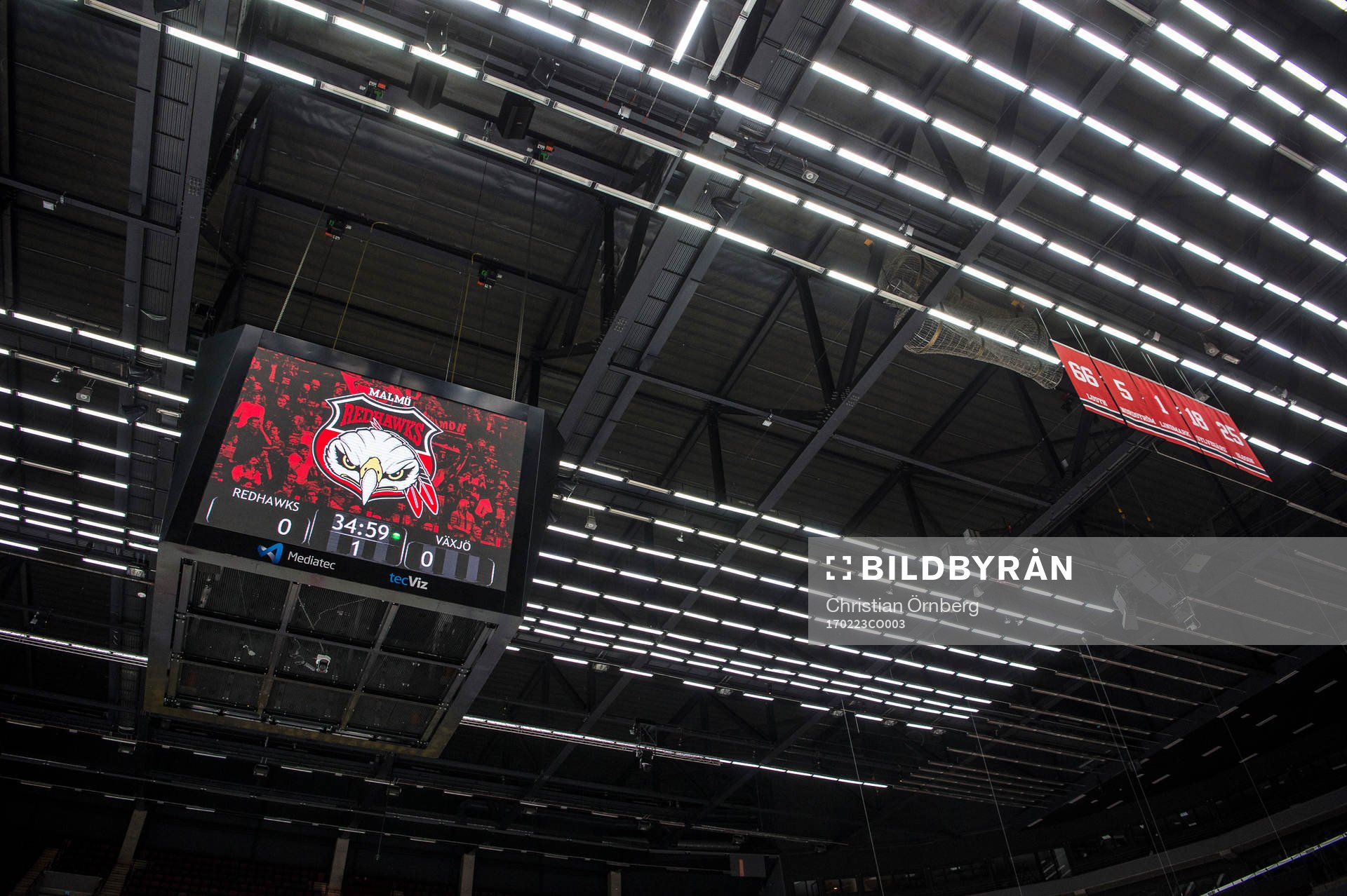 Jumbotronen i Malmö Arena innan ishockeymatchen i SHL