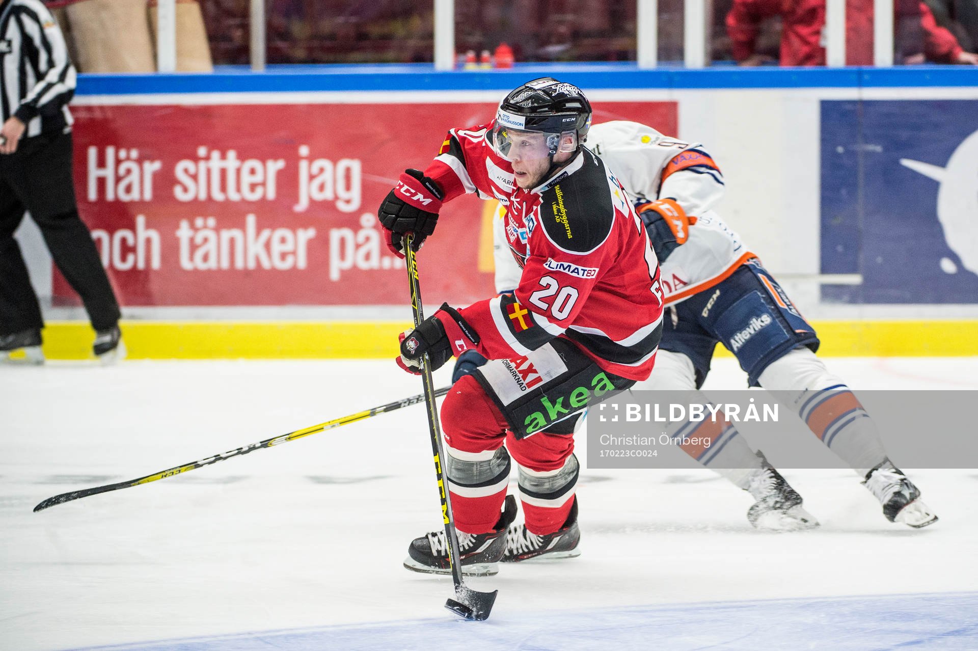 Malmö Redhawks Erik Forssell mot Växjös Josh Hennessy