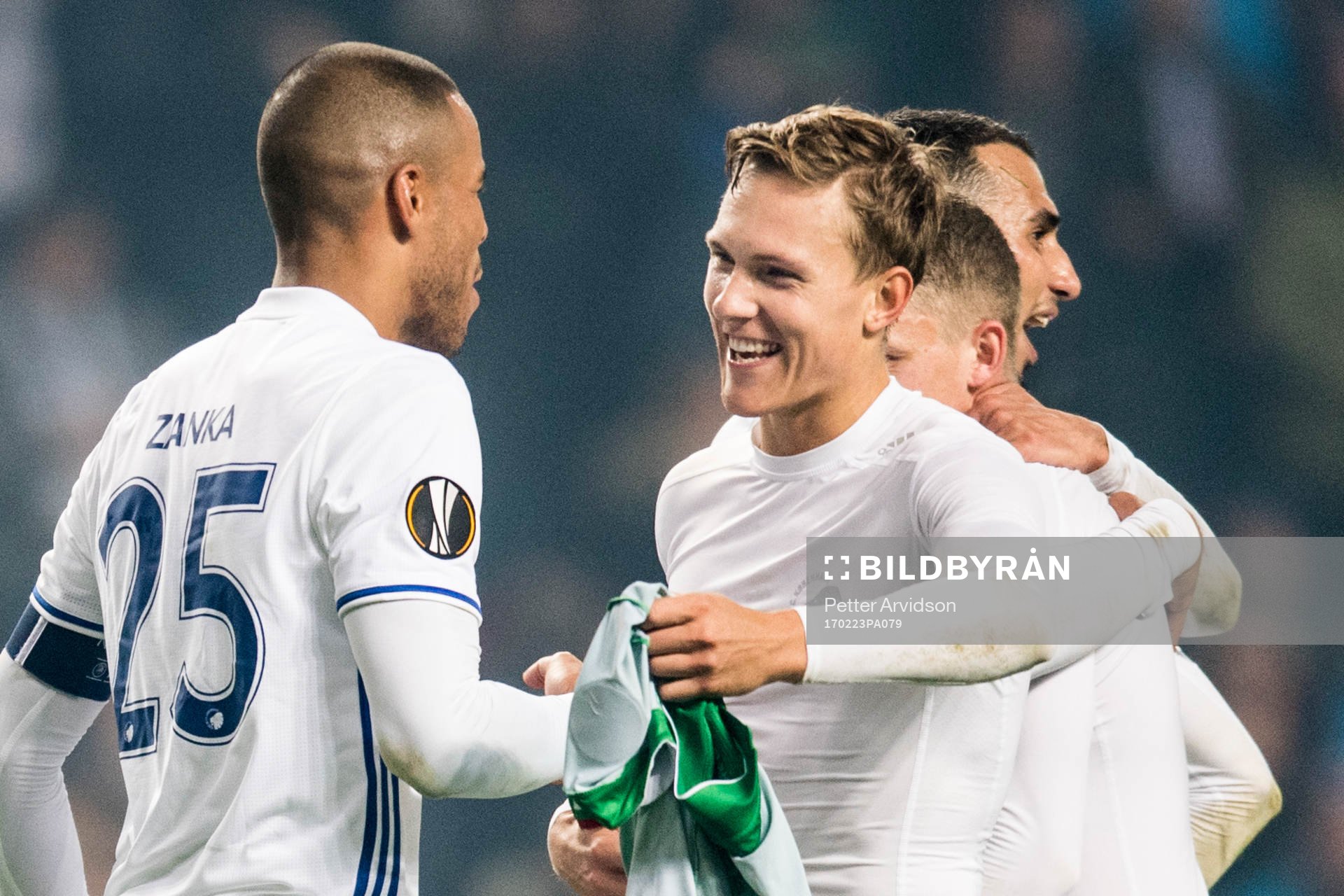 FC Köpenhamns Mathias Jörgensen och Ludwig Augustinsson jublar efter fotbollsmatchen i Europa League mellan Köpenhamn och Ludogorets den 23 februari 2017 i Köpenhamn.