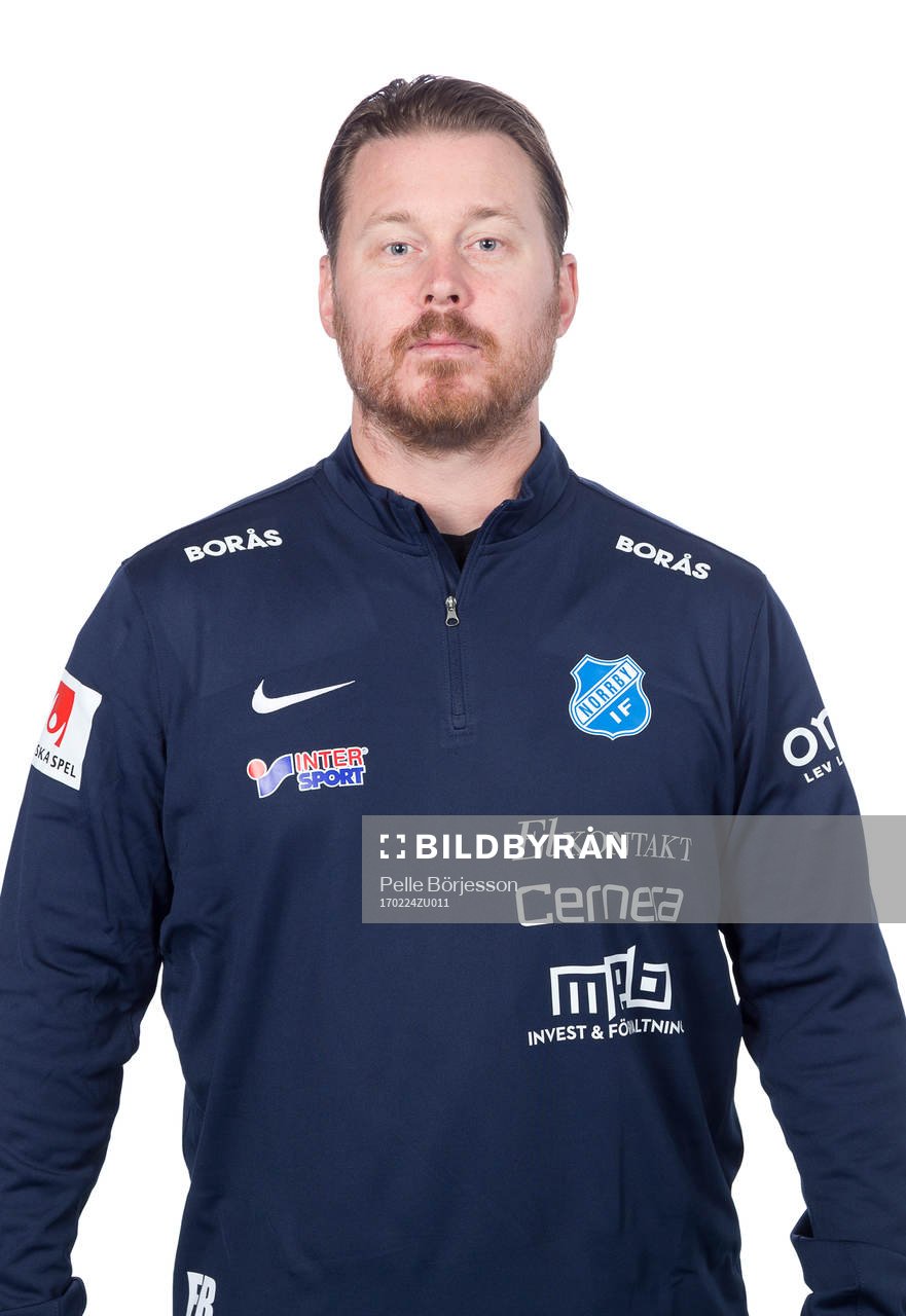 Norrbys assisterande tränare Fredrik Berglund