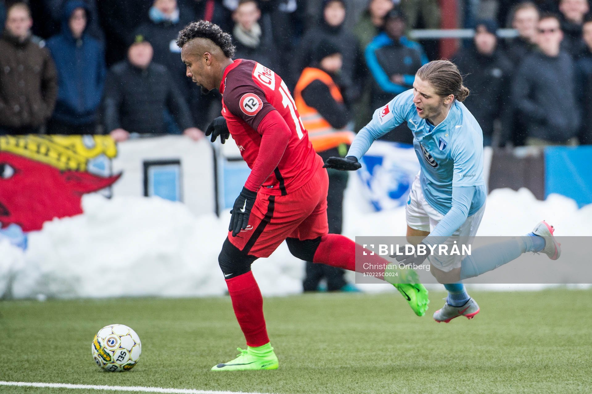 Branns Bismar Acosta mot Malmö FFs Pawel Cibicki