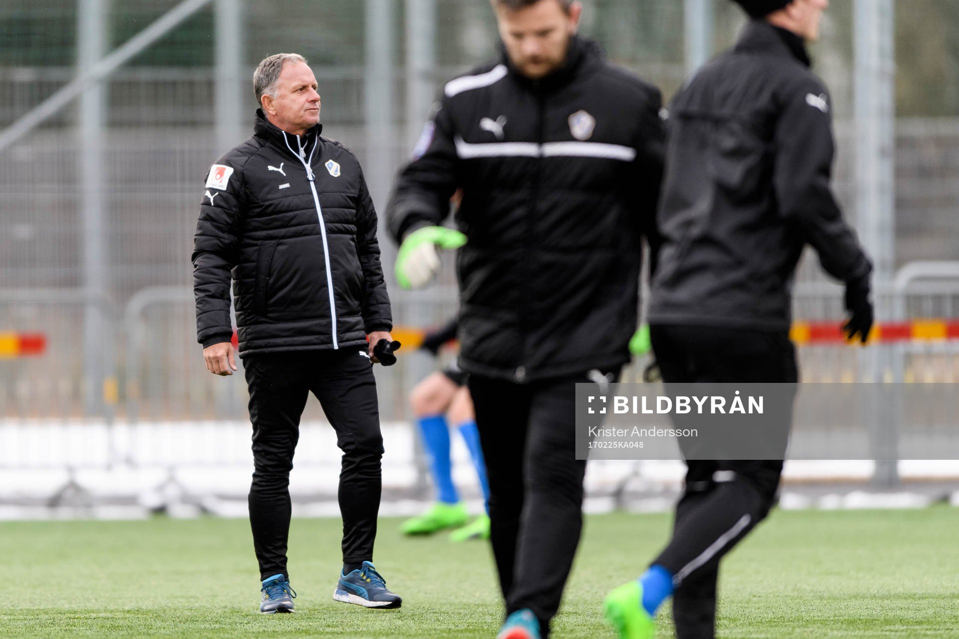Halmstads tränare Jan Jönsson före fotbollsmatchen i