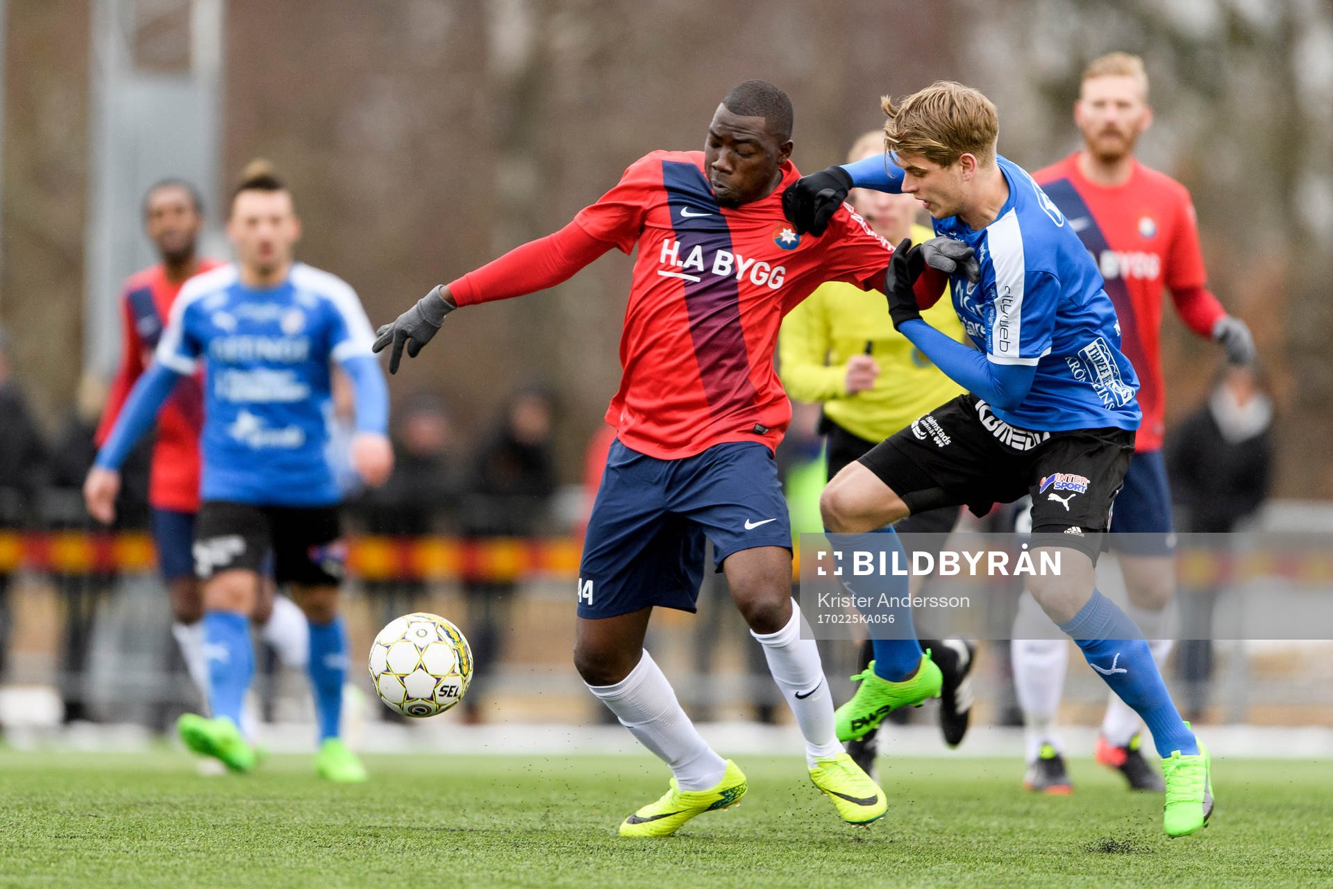 Örgrytes Alexis Yougouda Kada och Halmstads Marcus Mathisen