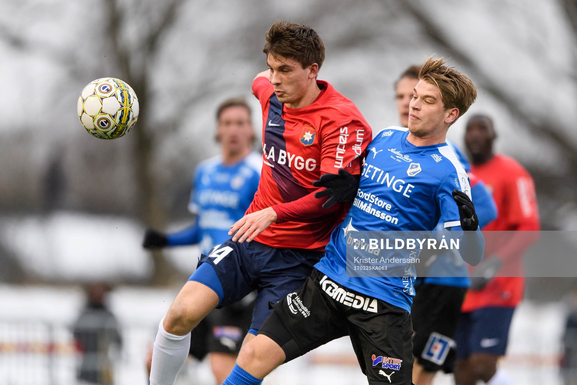 Örgrytes Daniel Paulson och Halmstads Marcus Mathisen