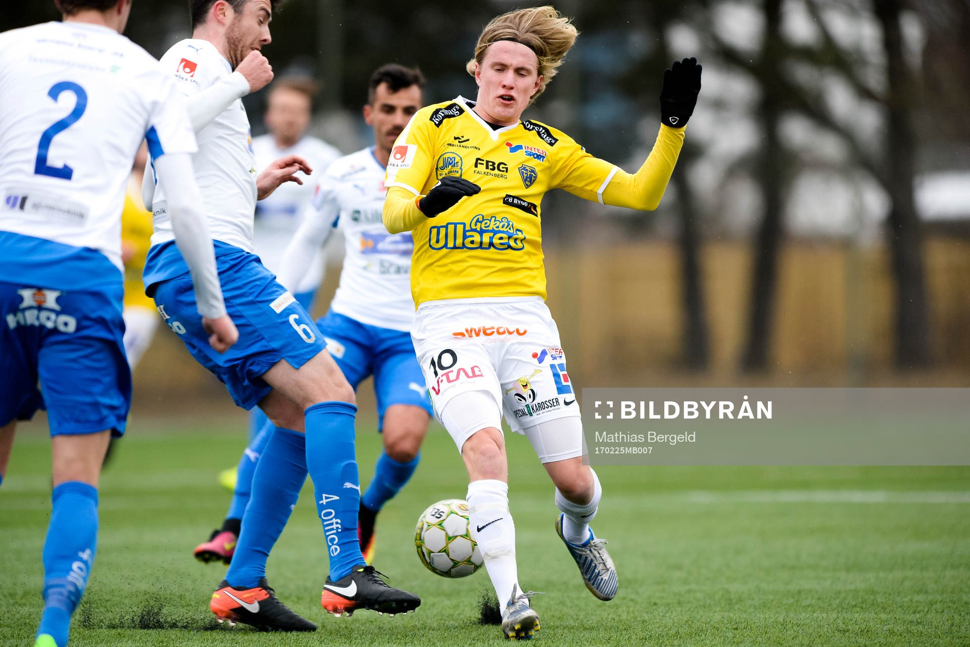 Falkenbergs Viktor Götesson och Värnamos Tyler Lissette
