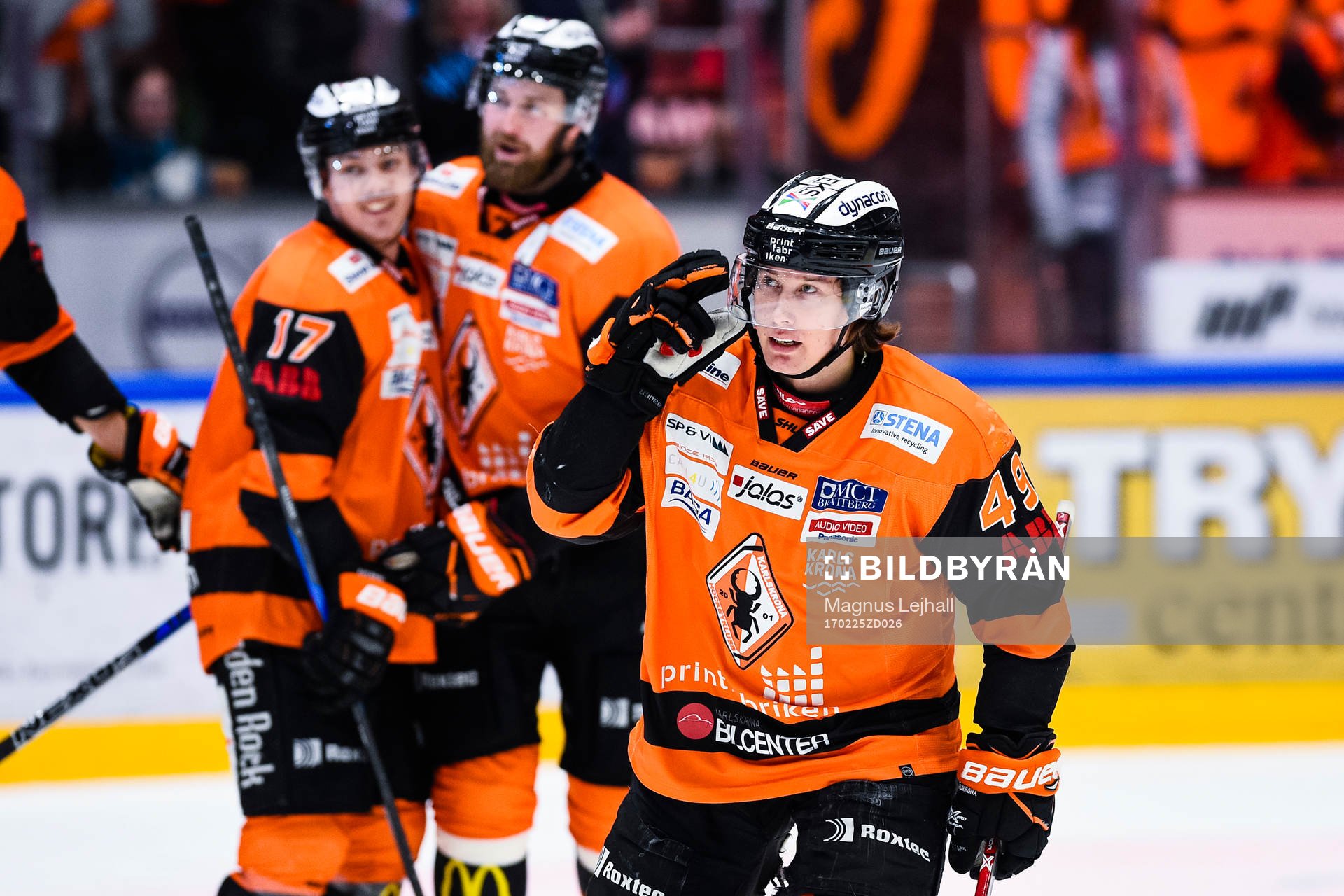 Karlskronas Filip Cruseman jublar
