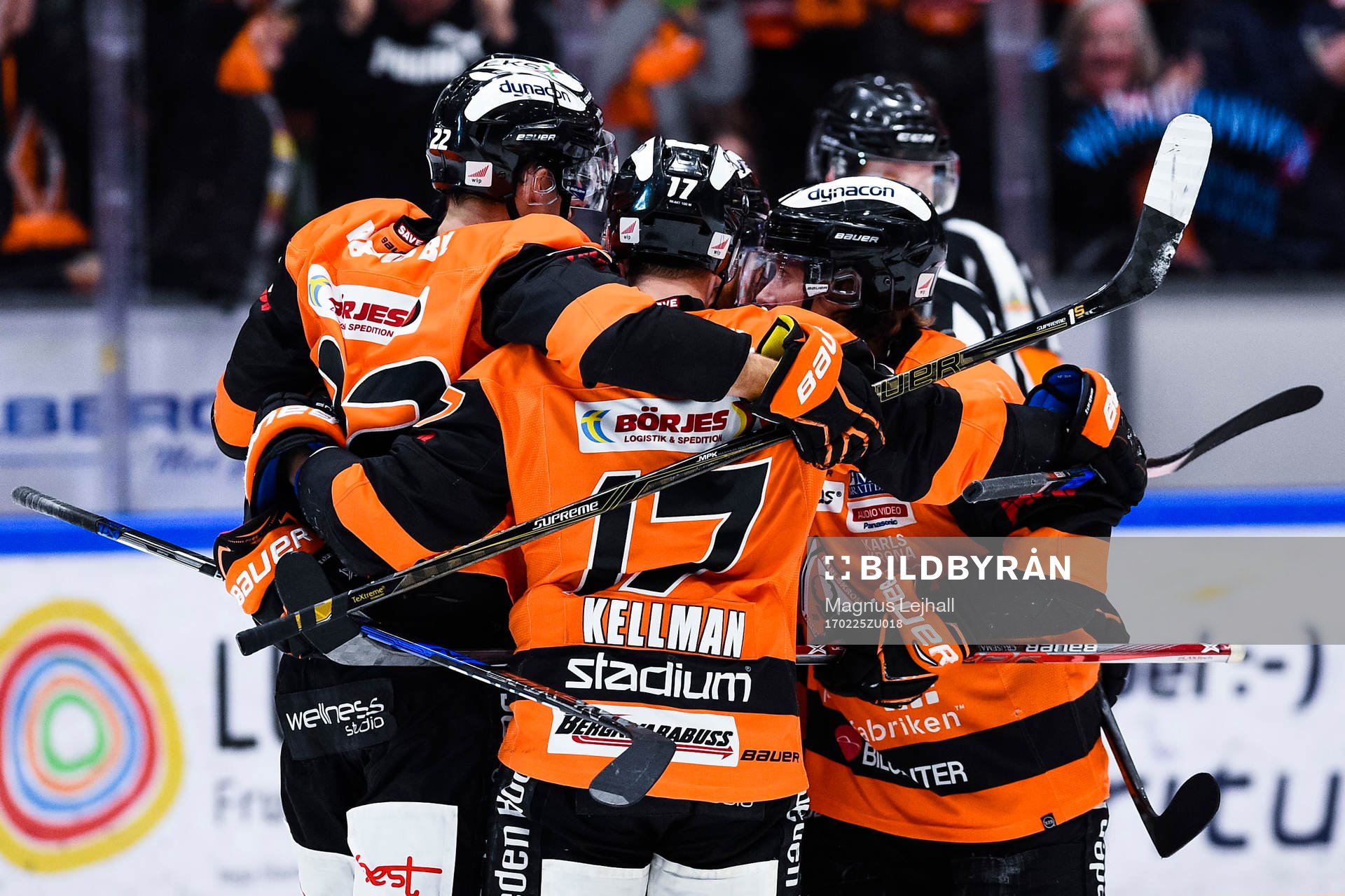 Karlskronas spelare jublar