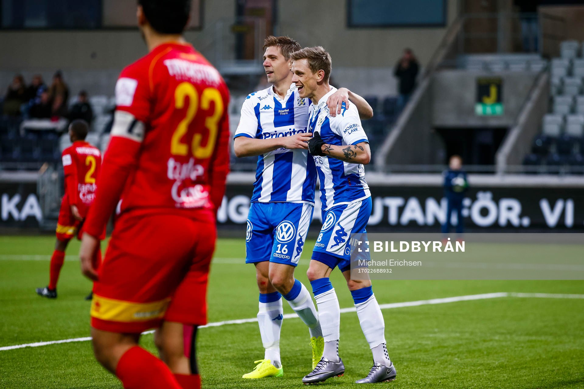 IFK Göteborgs Sören Rieks och Mikael Boman jublar