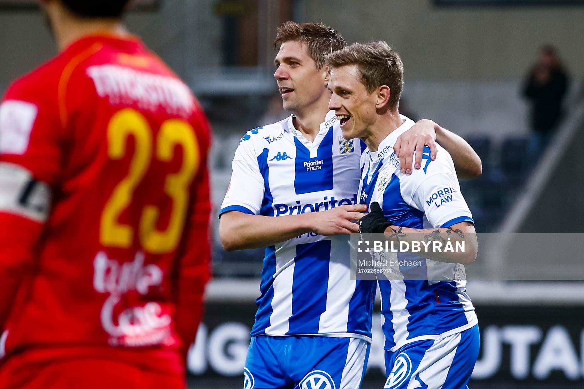 IFK Göteborgs Sören Rieks och Mikael Boman jublar