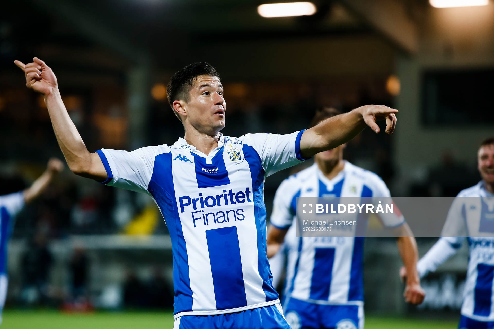IFK Göteborgs David Boo Wiklander jublar efter 6-0 under fotbollsmatchen i Svenska Cupen mellan IFK Göteborg och Arameisk-Syrianska den 26 februari 2017 i Göteborg.