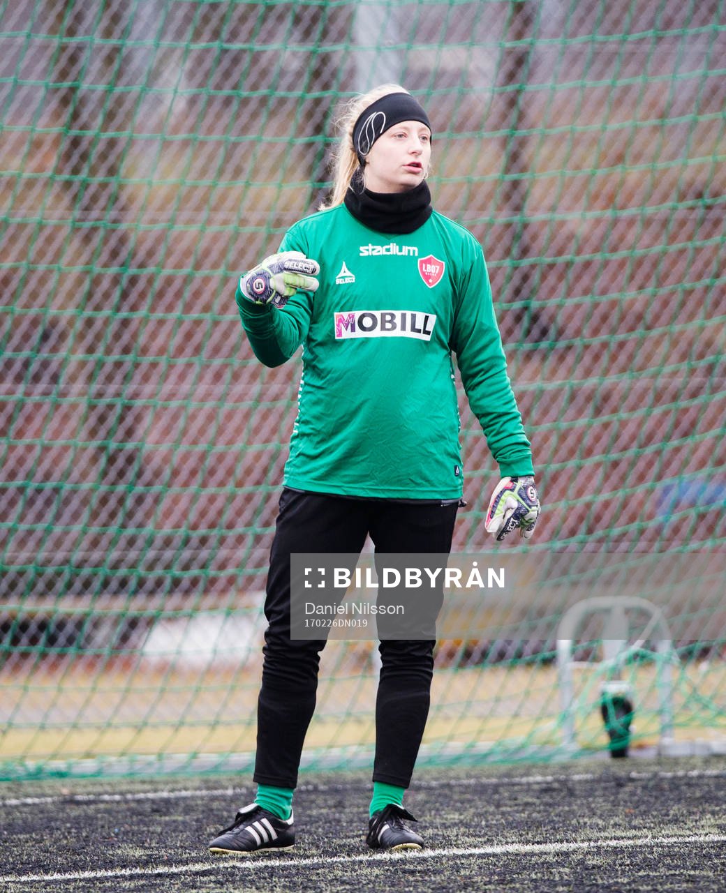 s målvakt Josephine Frigge