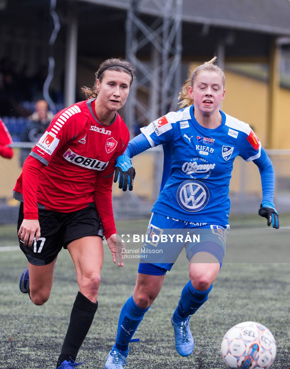 s Evelina Parikka och Kalmars Emma Danielsson