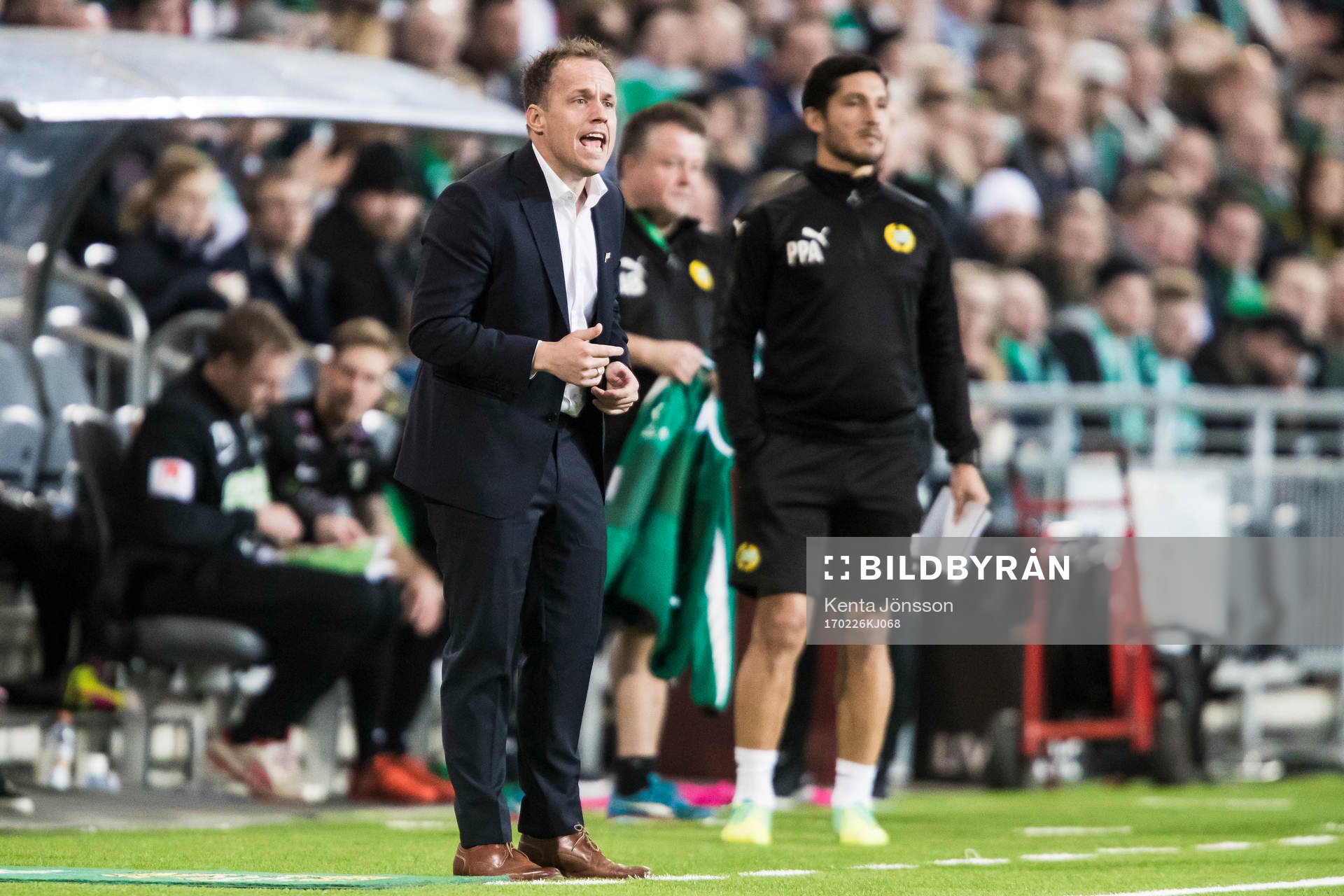 Hammarbys tränare Jakob Michelsen reagerar