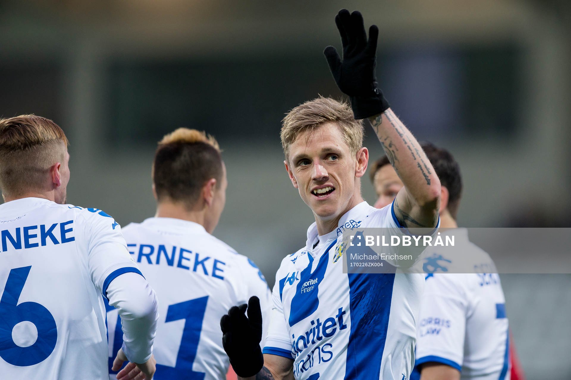 IFK Göteborgs Sören Rieks jublar efter 4-0 under fotbollsmatchen i Svenska Cupen mellan IFK Göteborg och Arameisk-Syrianska den 26 februari 2017 i Göteborg.