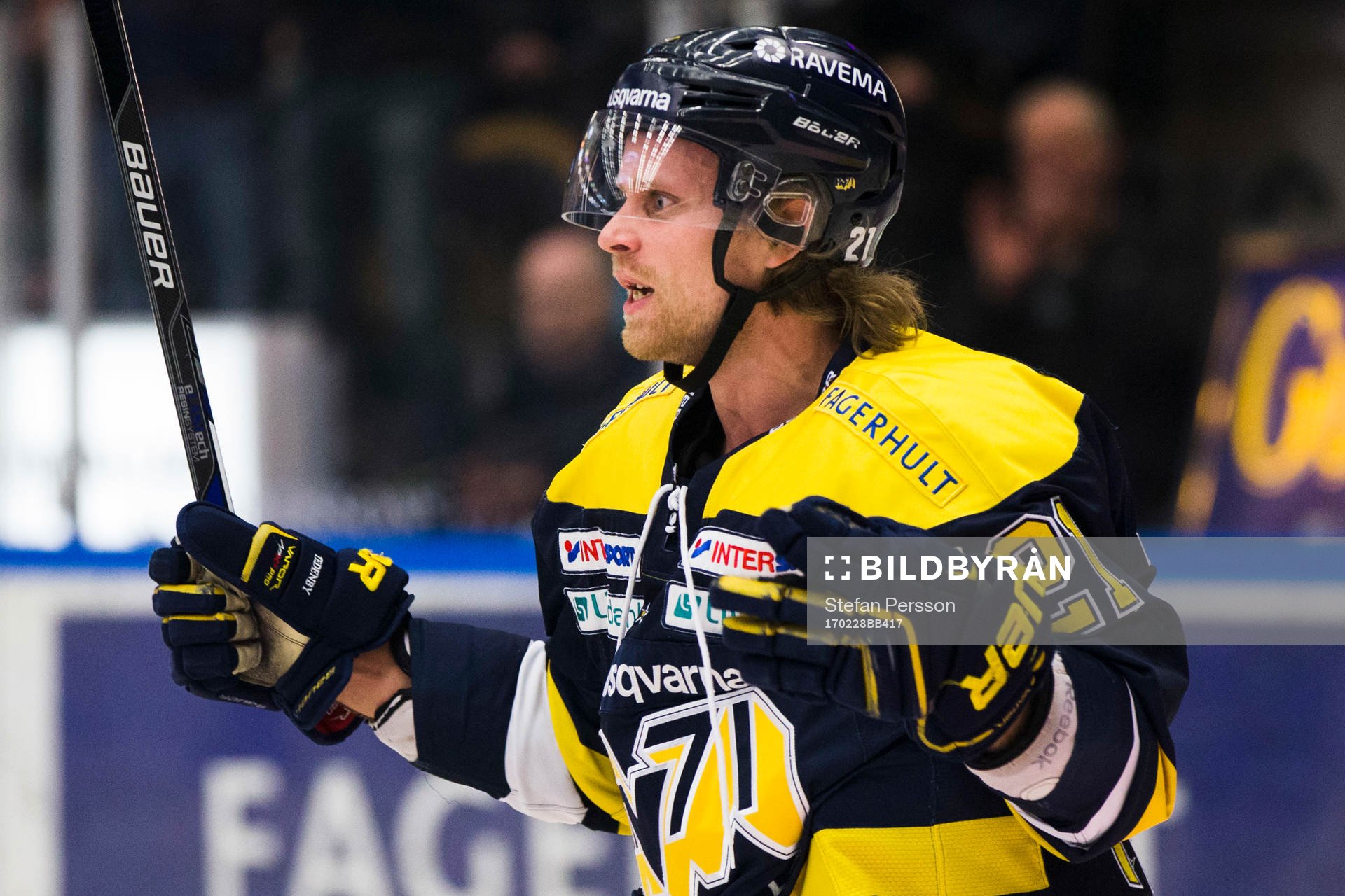s Mattias Tedenby jublar