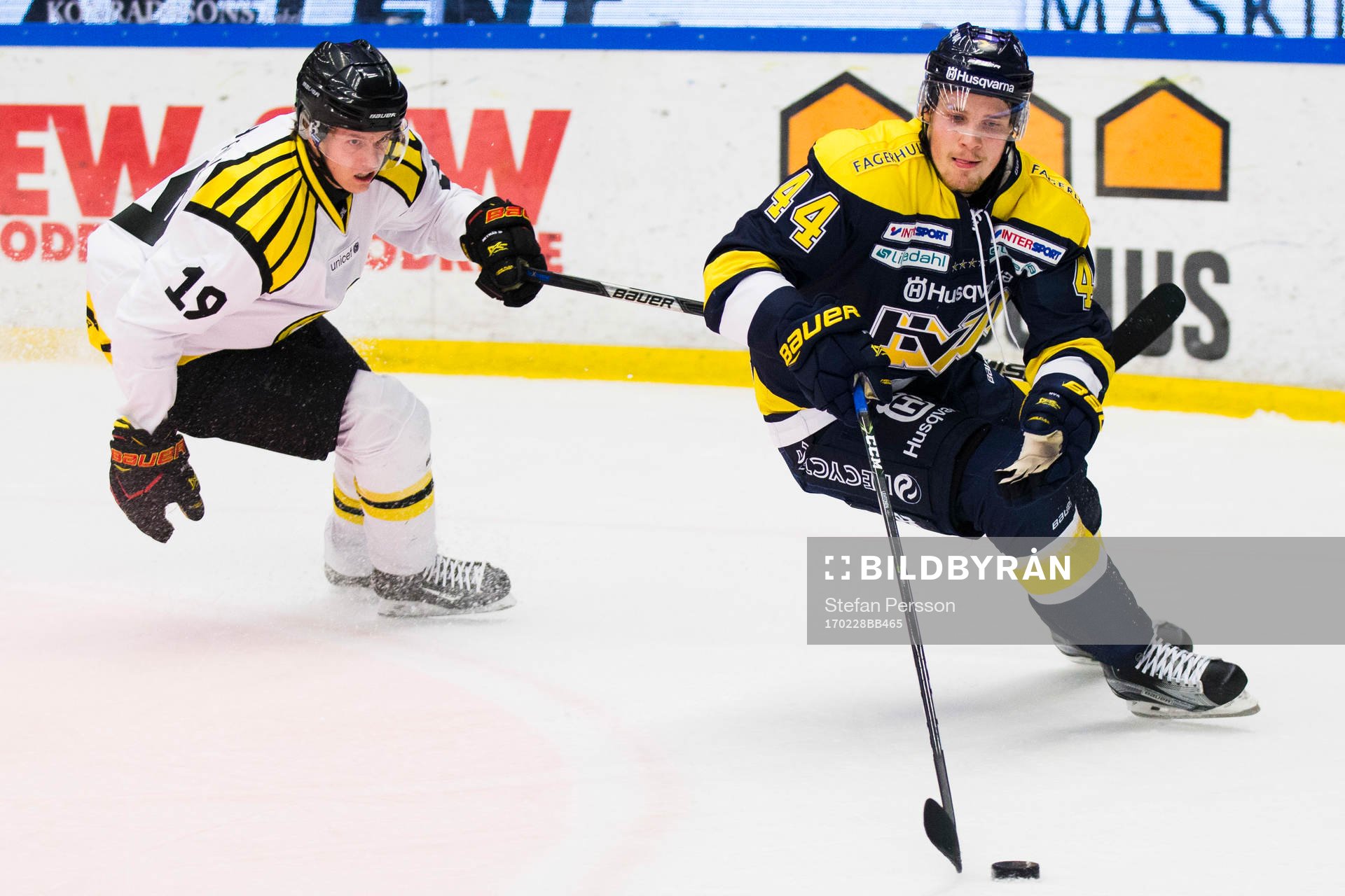 s Mikko Lehtonen