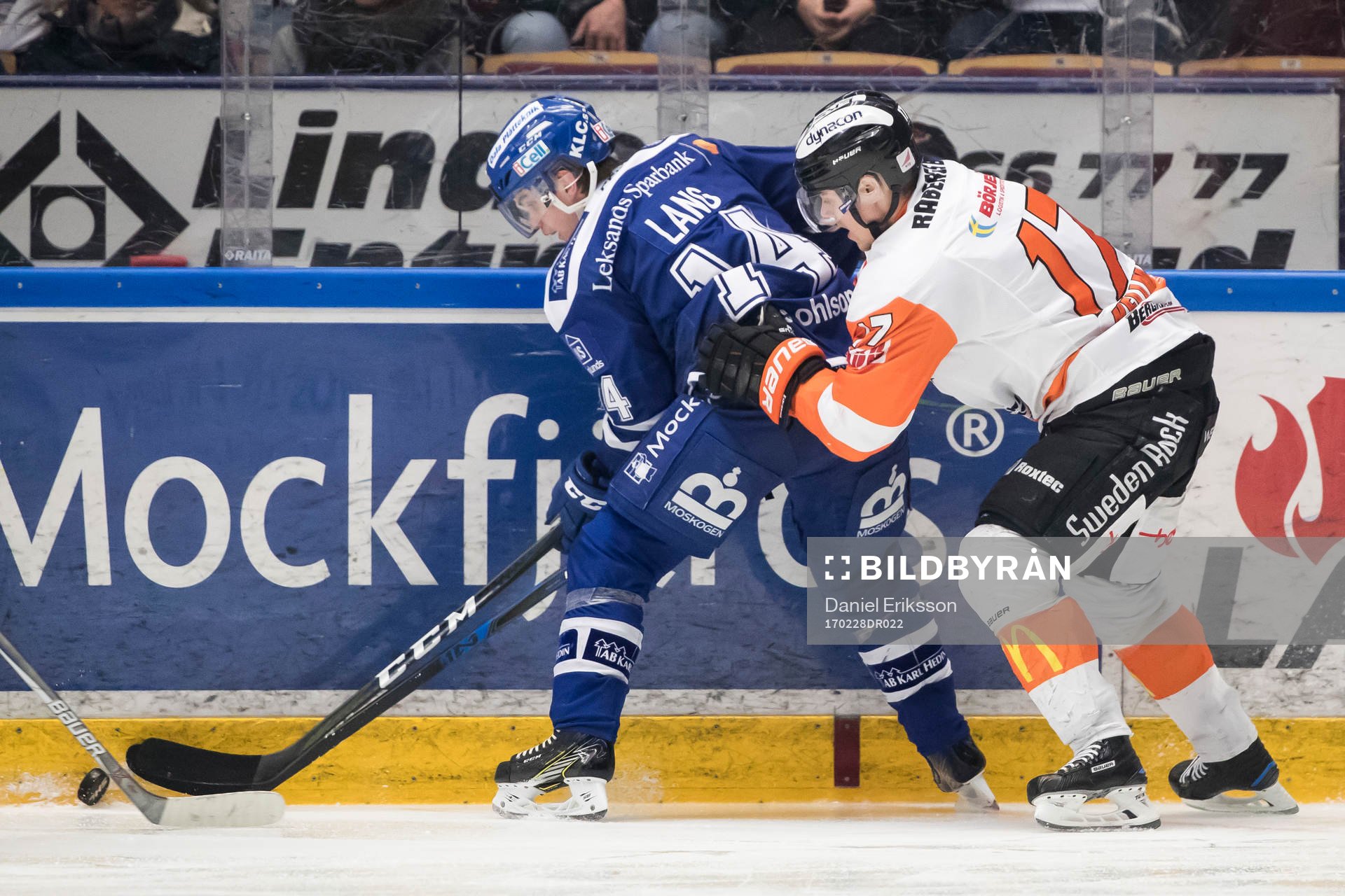 Leksands Oskar Lang och Karlskronas Joel Kellman i