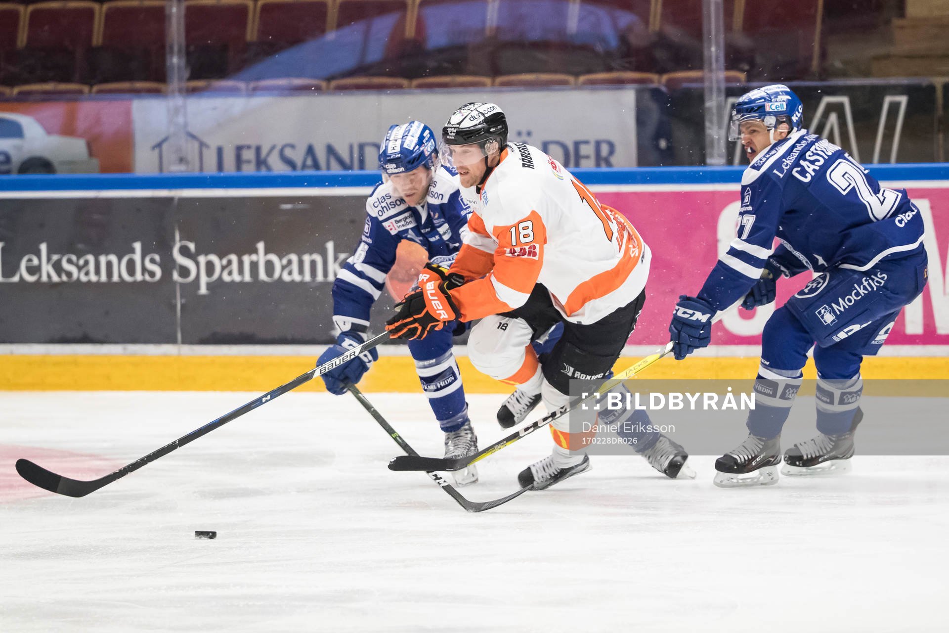 Karlskronas Emil Larsson och Leksands Joe Piskula och