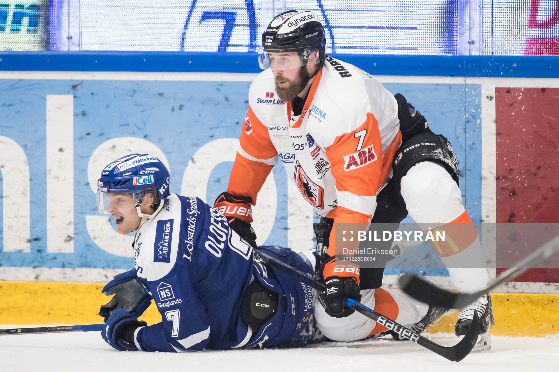 Leksands Johan Olofsson och Karlskronas Mattias Karlsson i