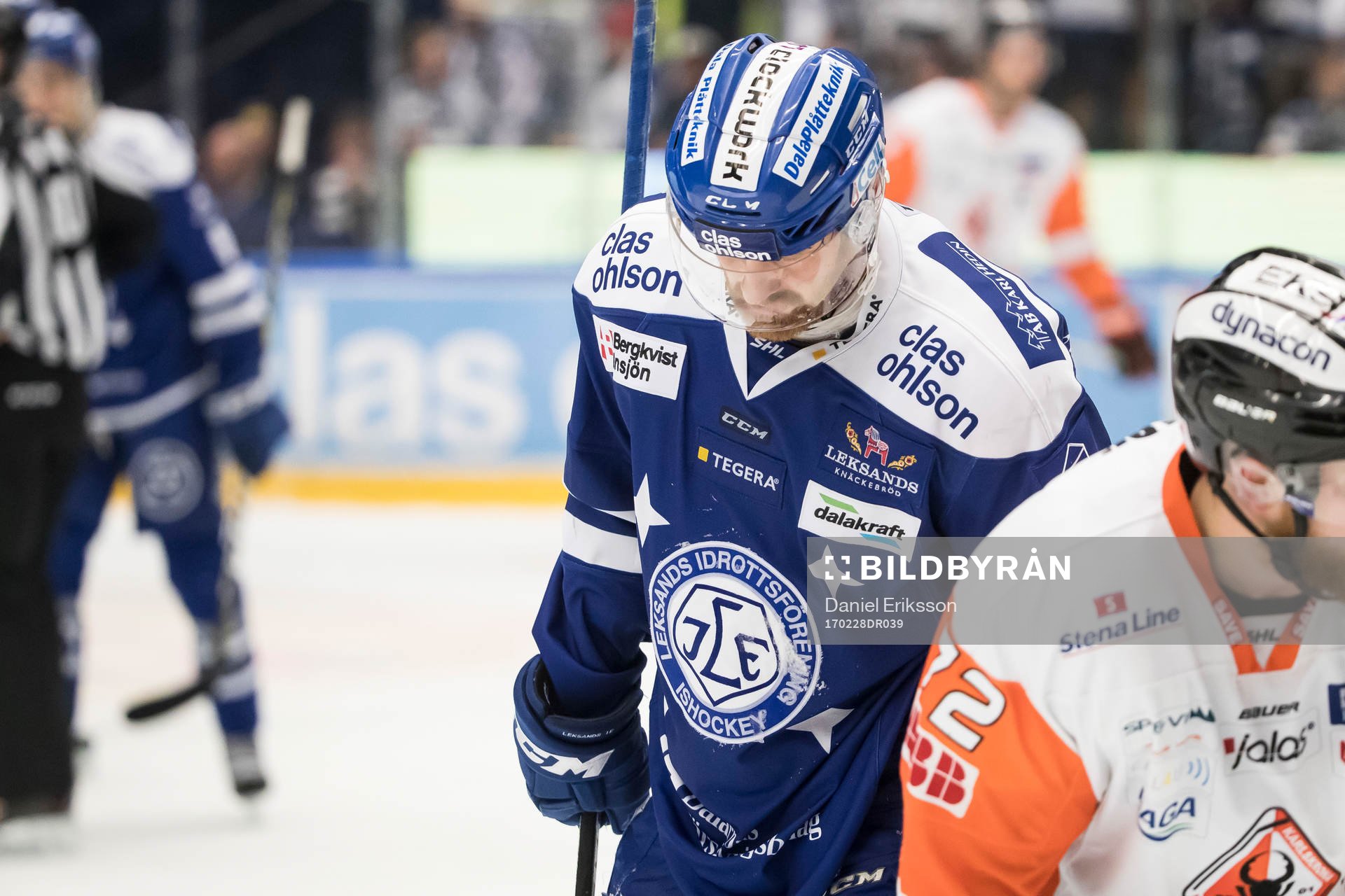 Leksands Mattias Ritola  deppar i ishockeymatchen i SHL