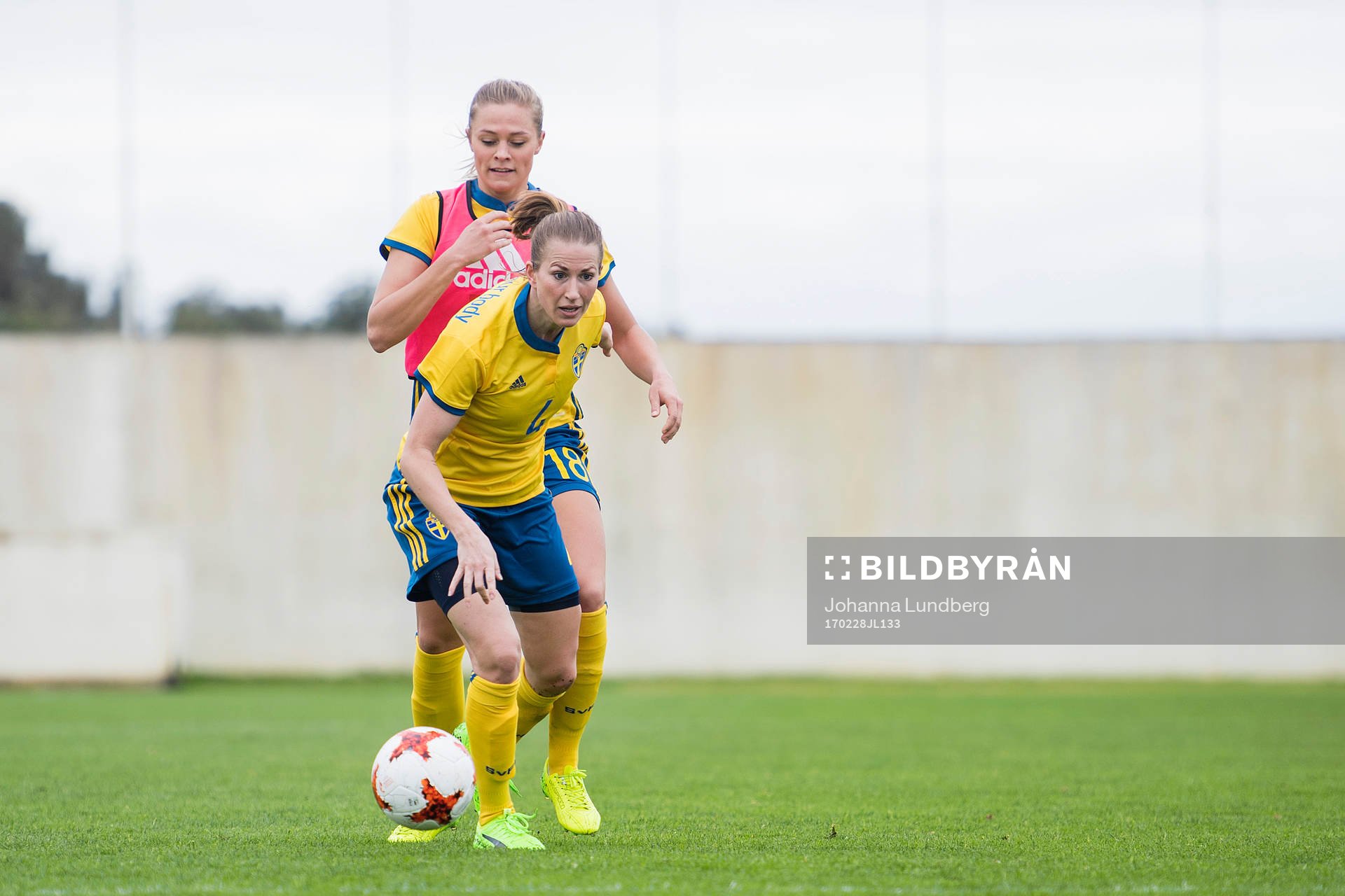 Sveriges Emma Berglund och Fridolina Rolfö