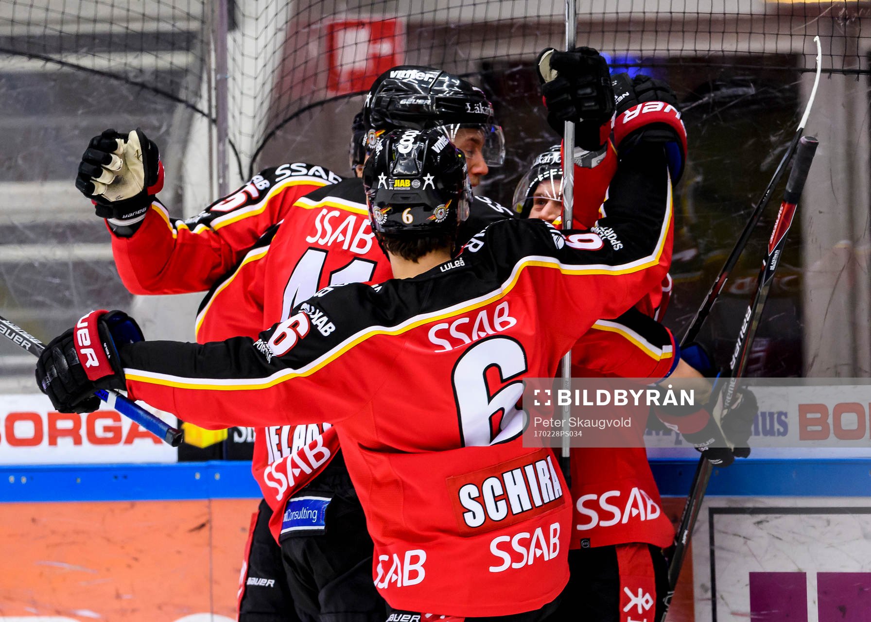 Luleås Andreas Falk (h) jublar