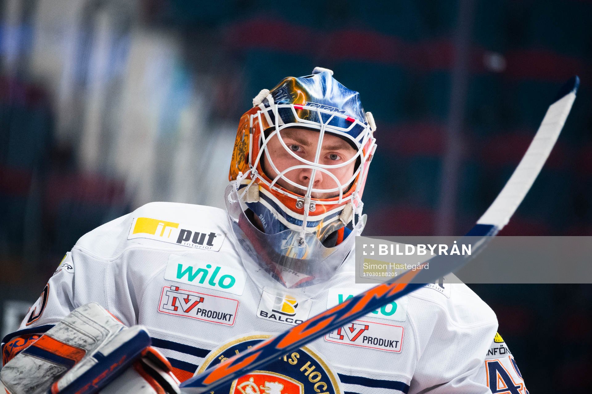 Växjös målvakt Viktor Andrén före ishockeymatchen i