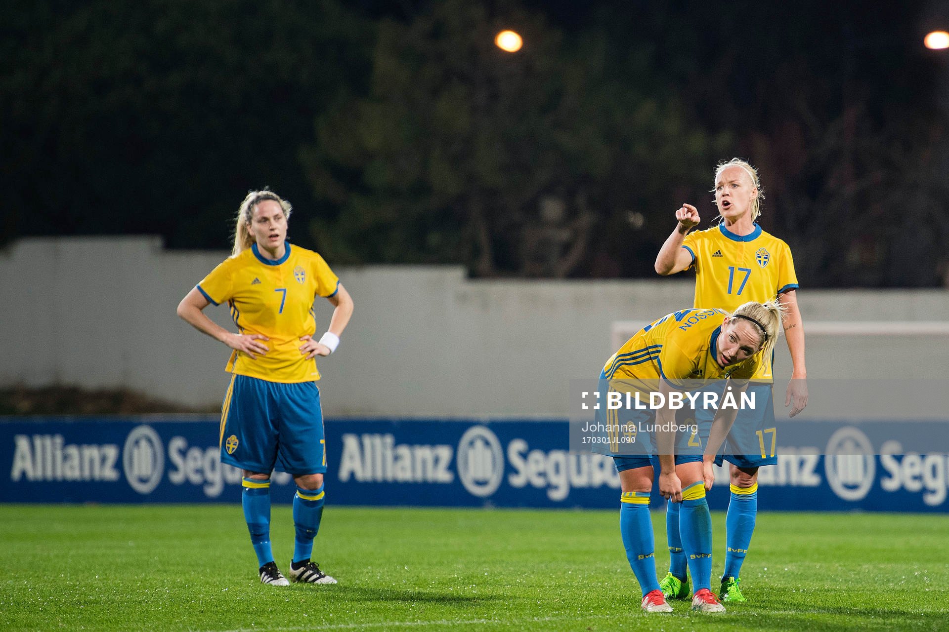 Sveriges Lisa Dahlkvist, Elin Rubensson och Caroline Seger