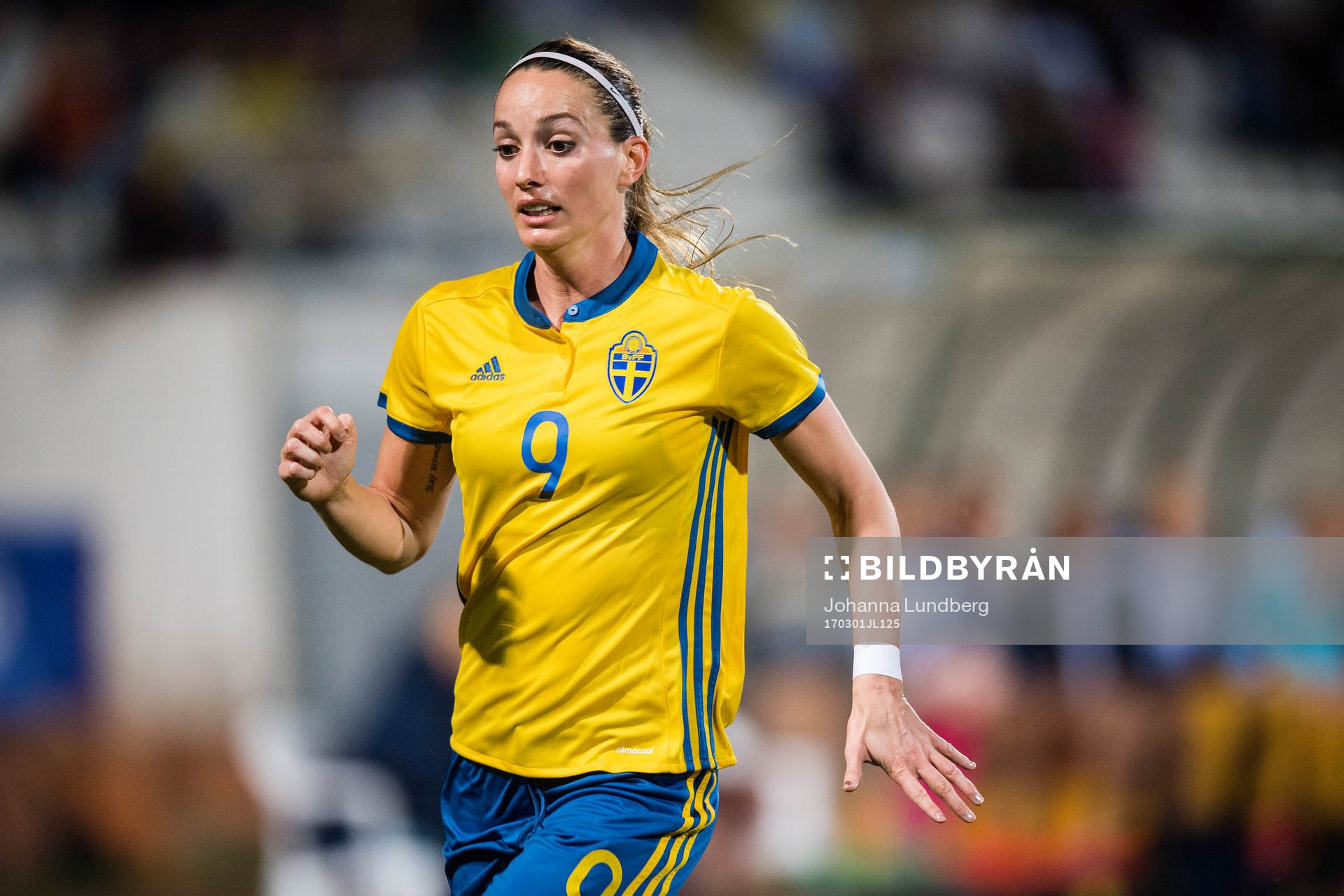 Sveriges Kosovare Asllani