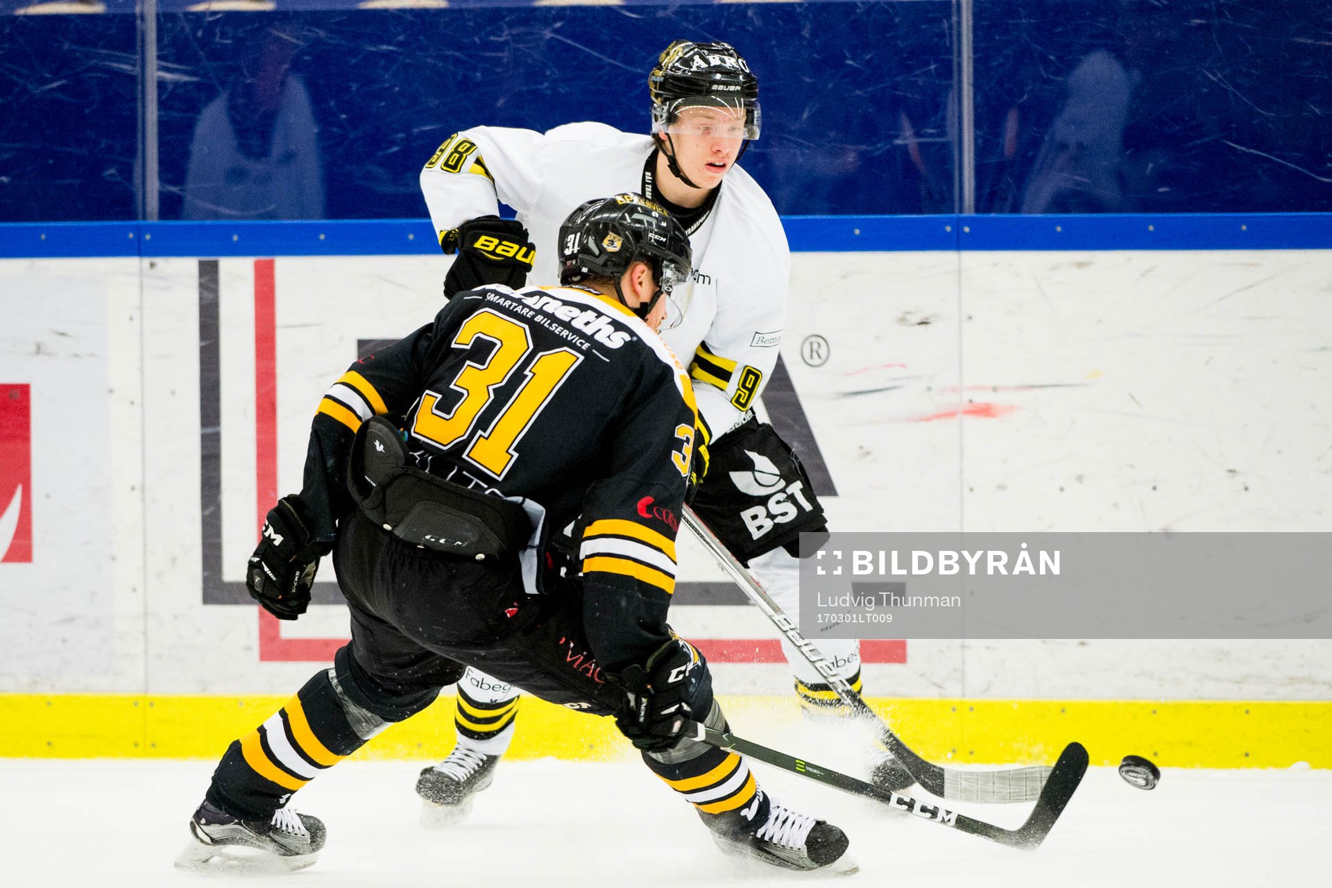 s Jesper Bratt och Panterns Emil Sandin