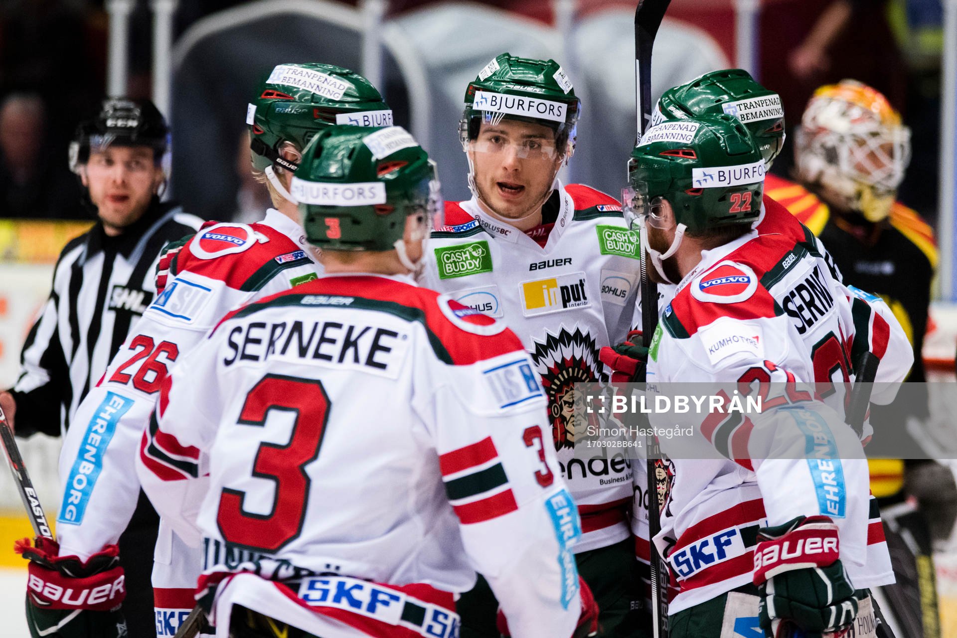 Frölundas Johan Sundström och John Nyberg jublar
