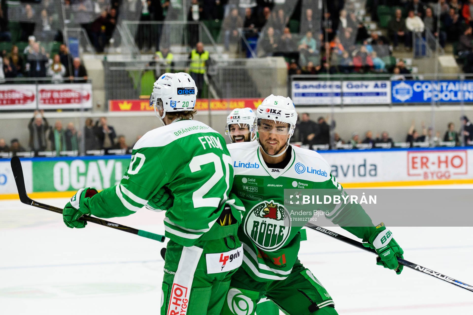 Rögles Mathias From och Alen Bibic jublar