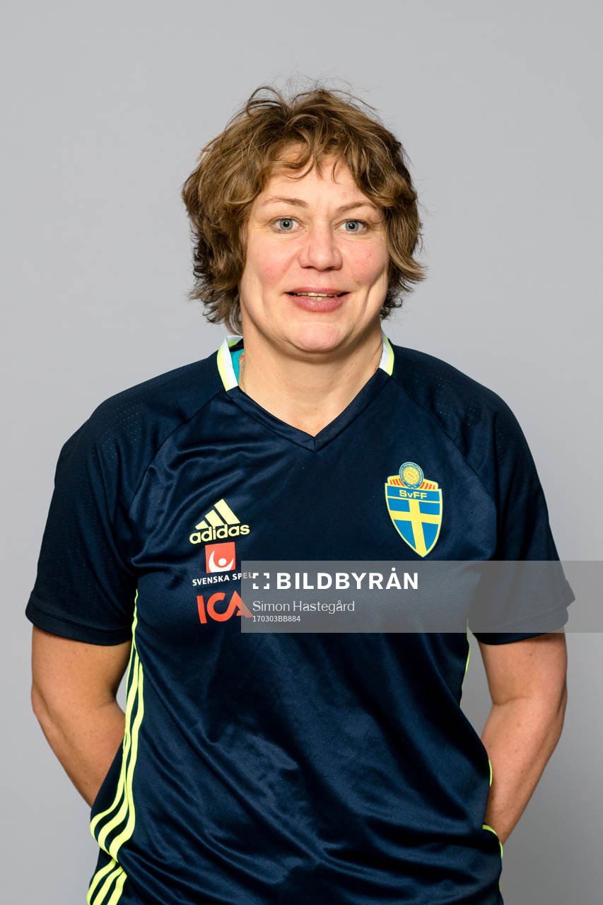 Katarina Dunder Olsson i F16/01-landslaget