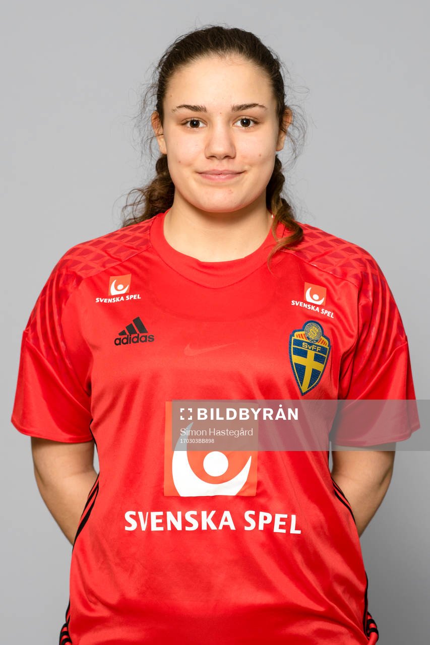 Helen Jasin, målvakt i F16/01-landslaget